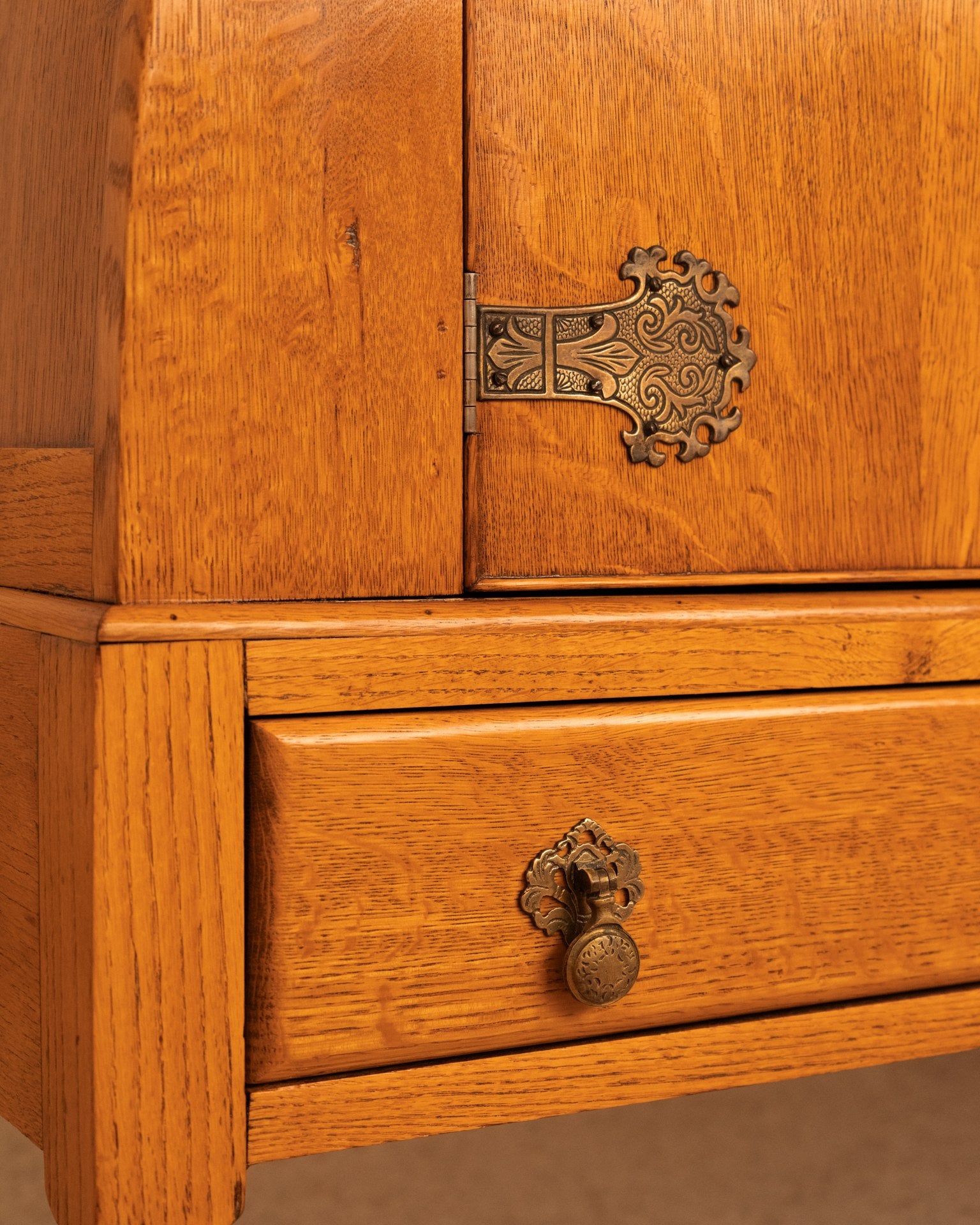 English Oak Storage Unit - 1930s — view 10