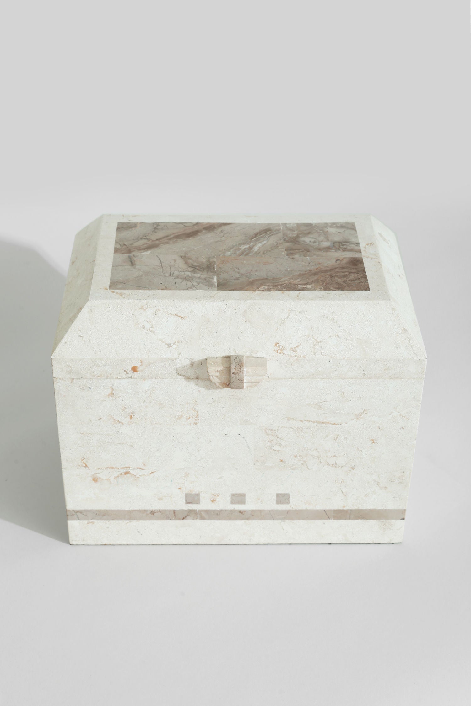 Tessellated stone keepsake box with marble inlay detail view