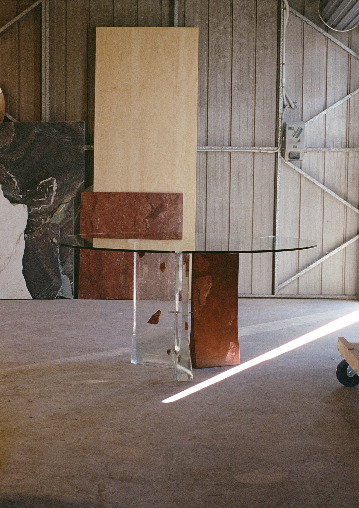SET TABLE — close-up