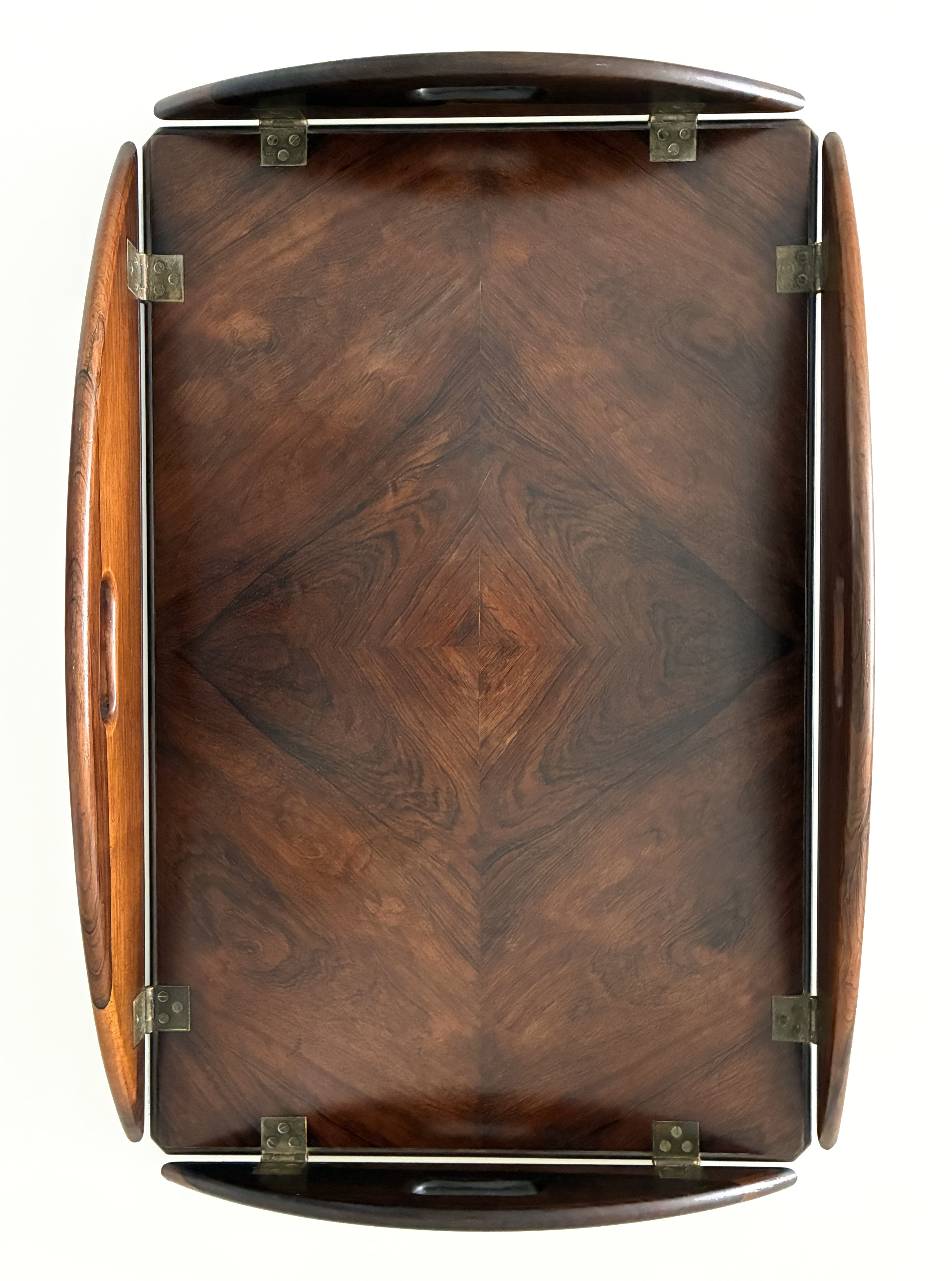 Jacarandá Tray — top view of dark wood surface with handles