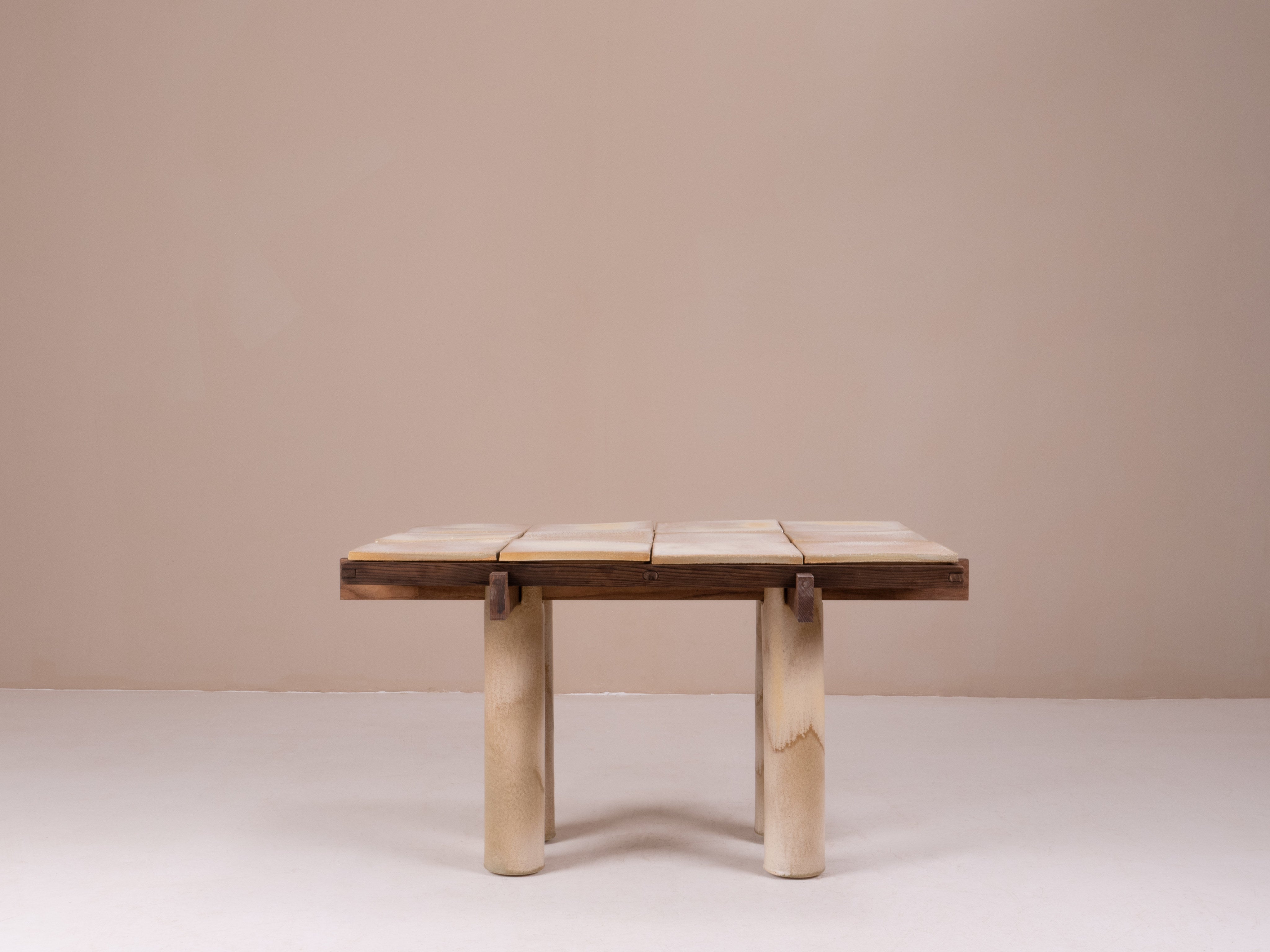 La Taulo, Wood and Clay Coffee table — detail view