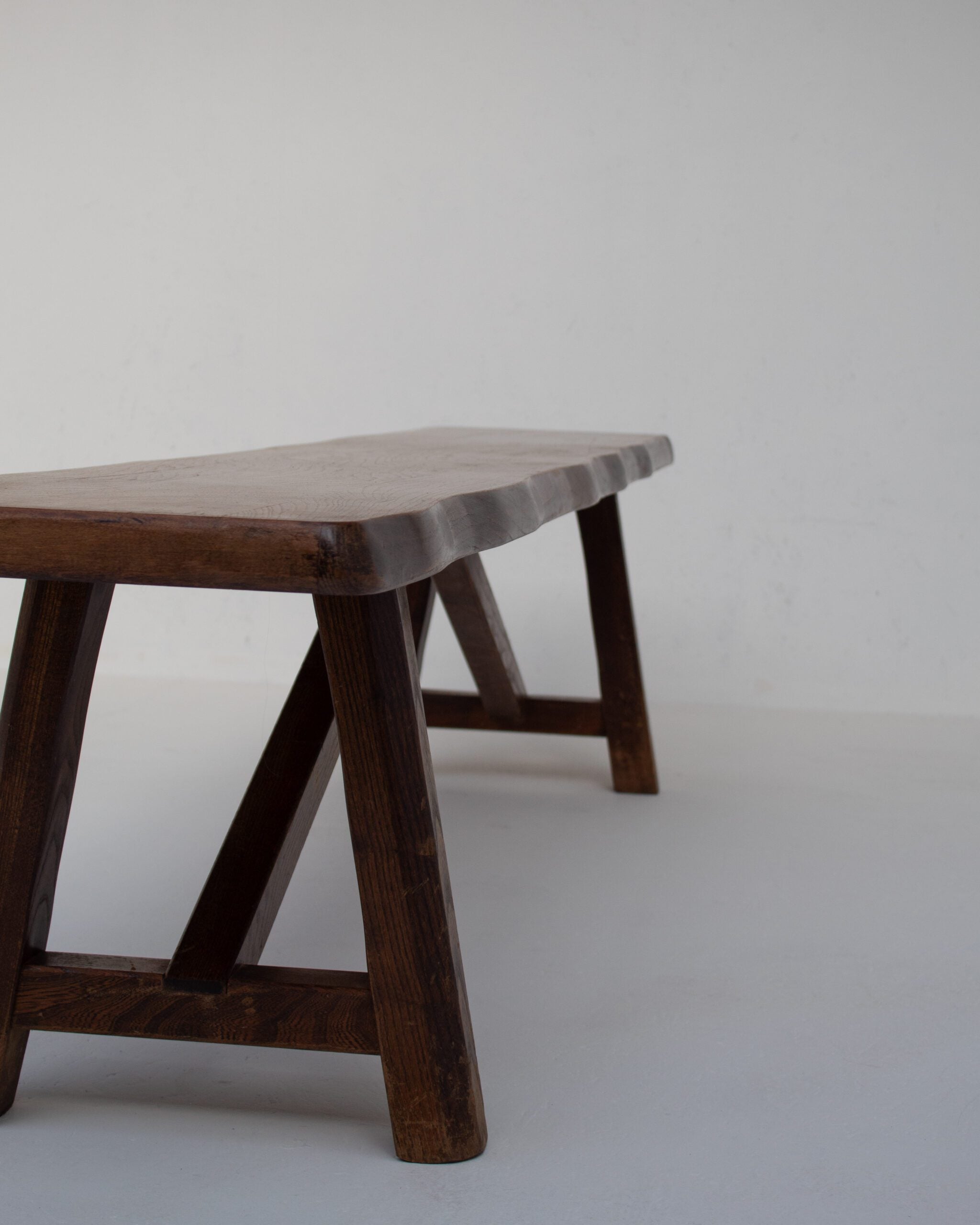 Rustique Bench in Wood — back view highlighting sturdy wooden legs