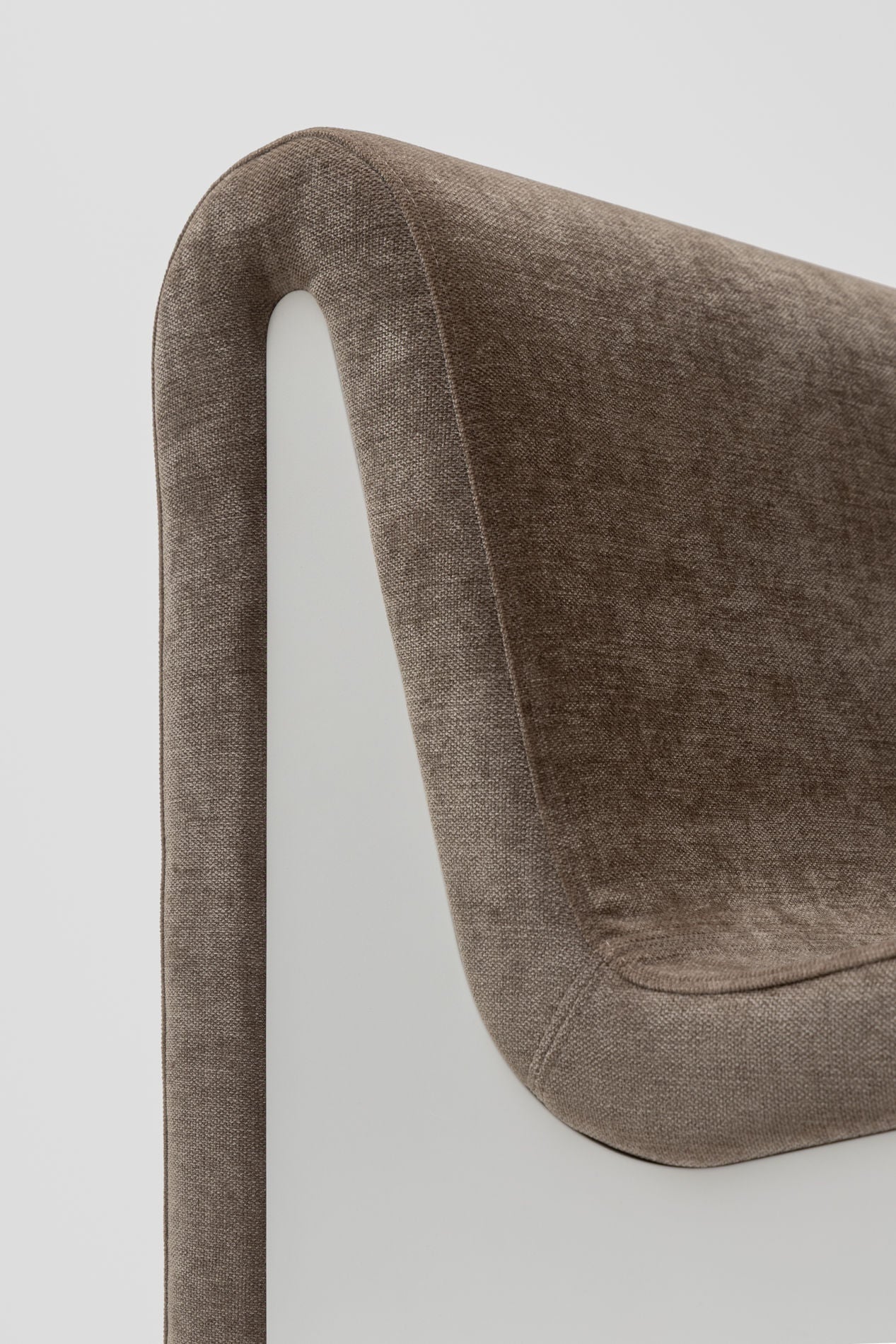 'Dialogue' Lounge Chair - André Monpoix x Mobilier National — additional view