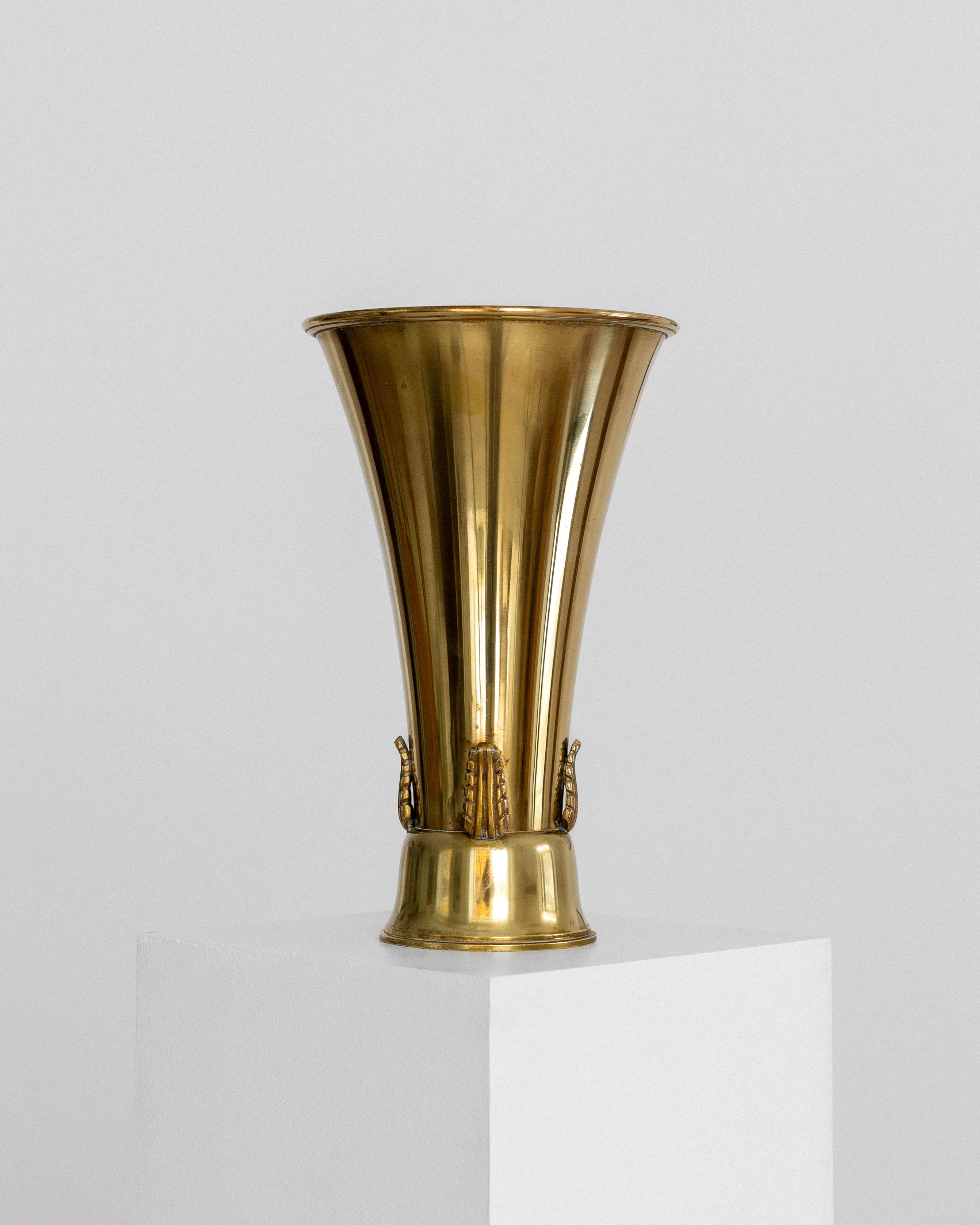 Grand Vase en Laiton Art Déco par Ystad-Metall, Années 1930
