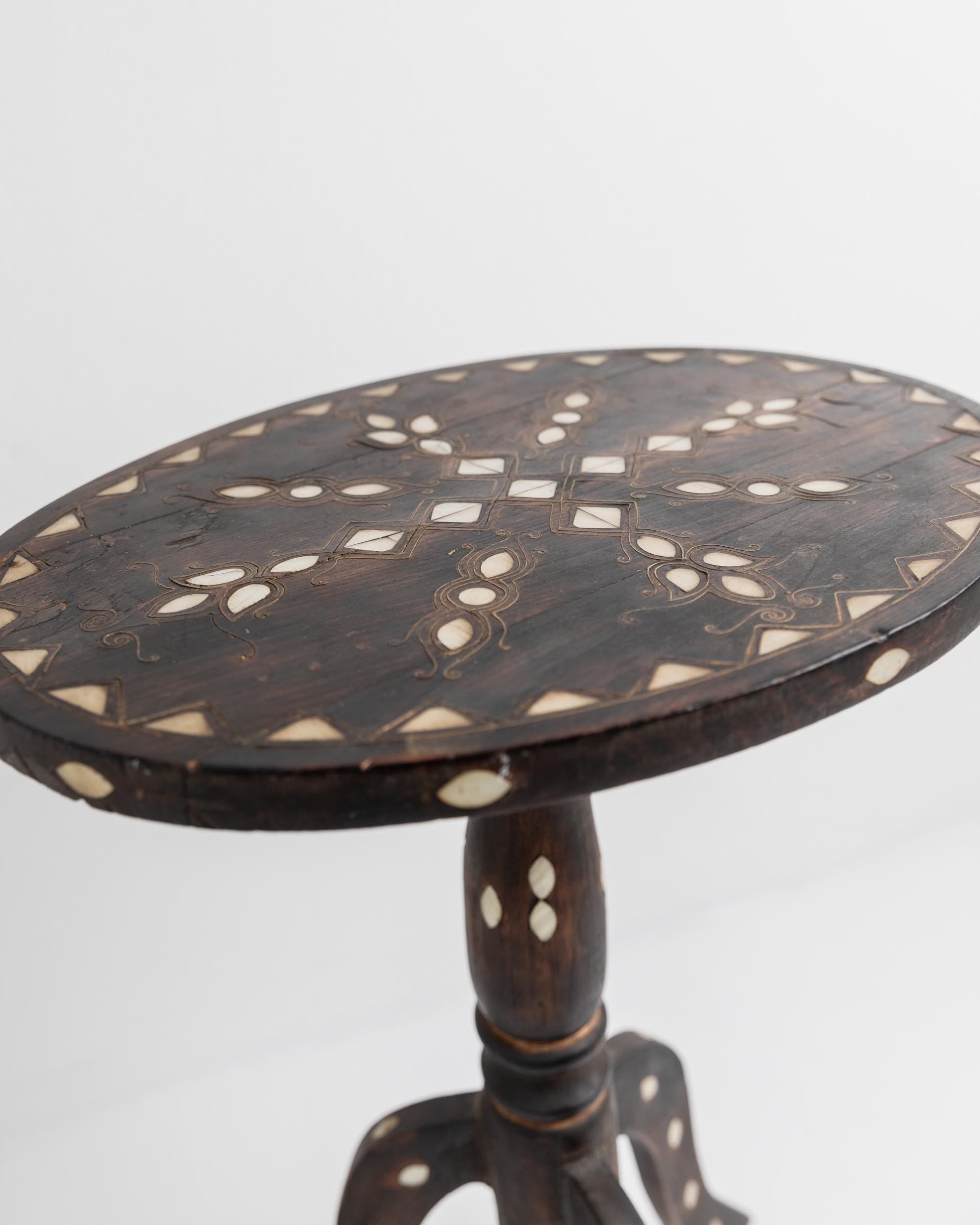 Vintage Early 19th Century Side Table, Dark Wood with Mother of Pearl Inlay, Three Legged Oval Form, Ethno Style Furniture, Gift Idea — detail view