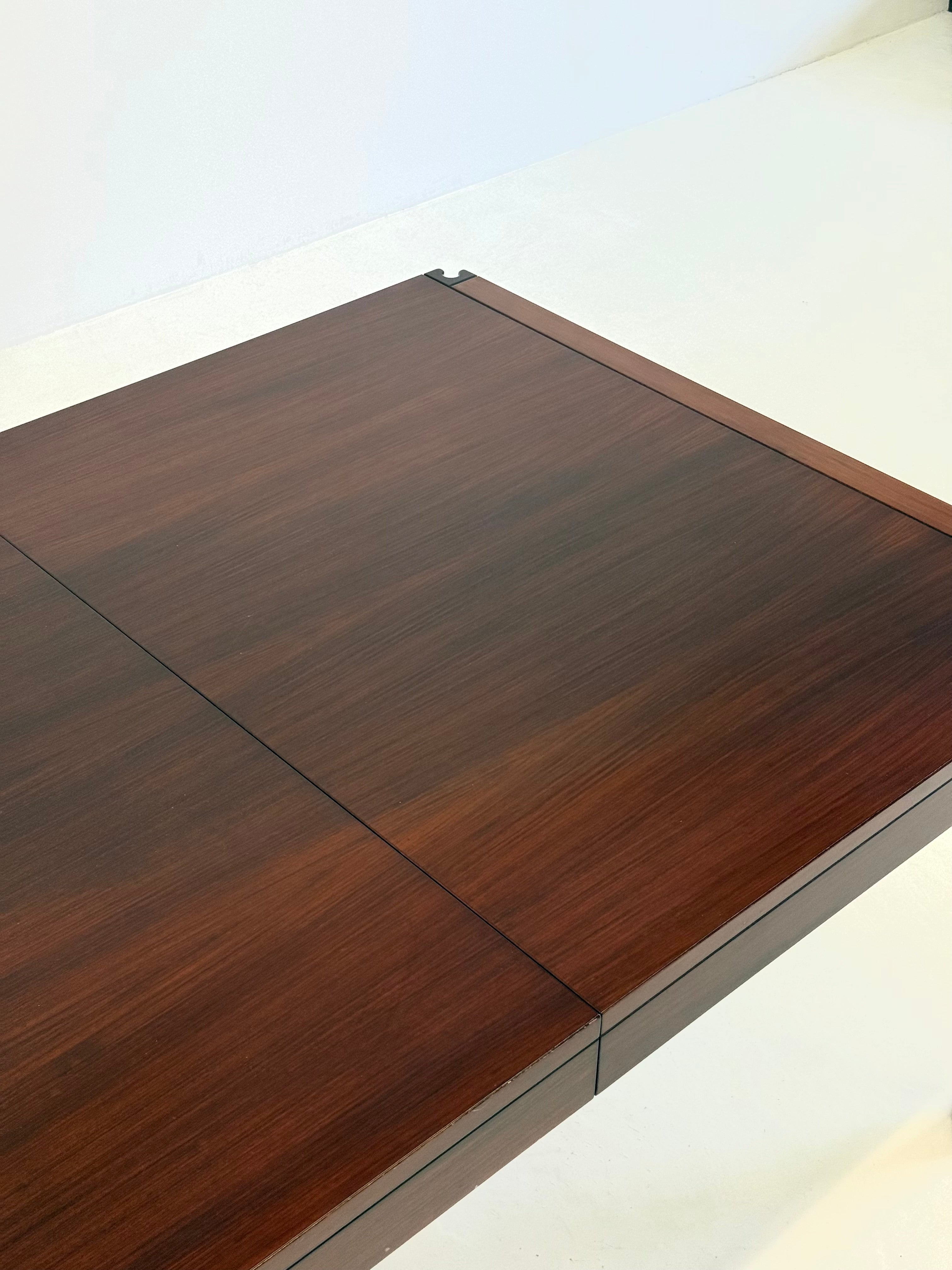 4D wooden vintage dining table by Angelo Mangiarotti for Molteni — view 13