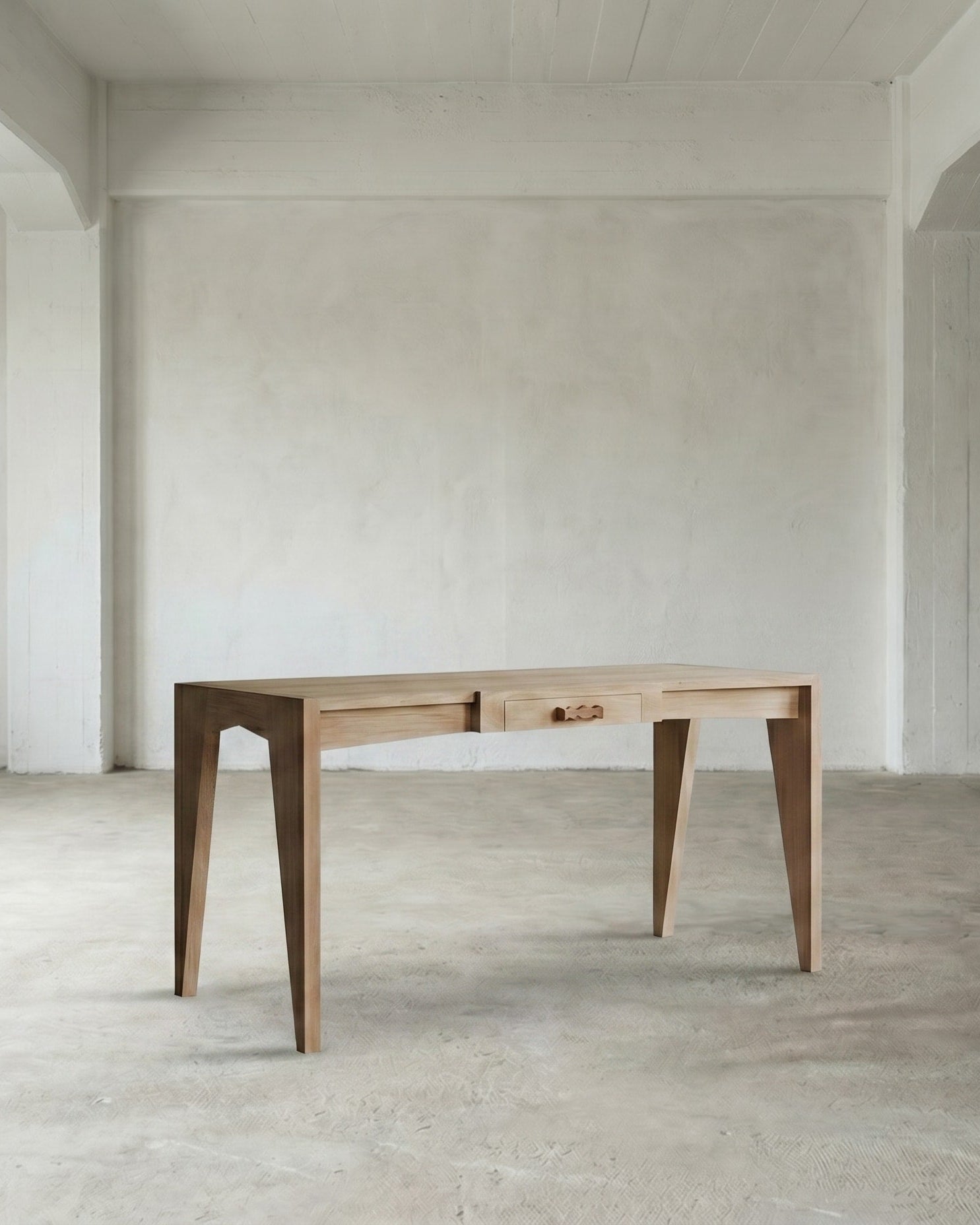Desk "Cliff serie" by Marc Geneix Design | The Oblist
