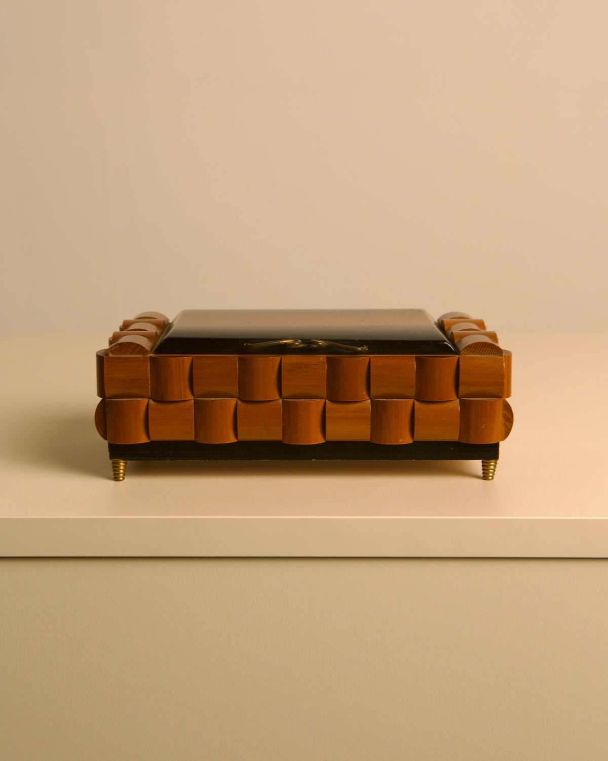 Italian woven wood and brass box, 1970s — detail view