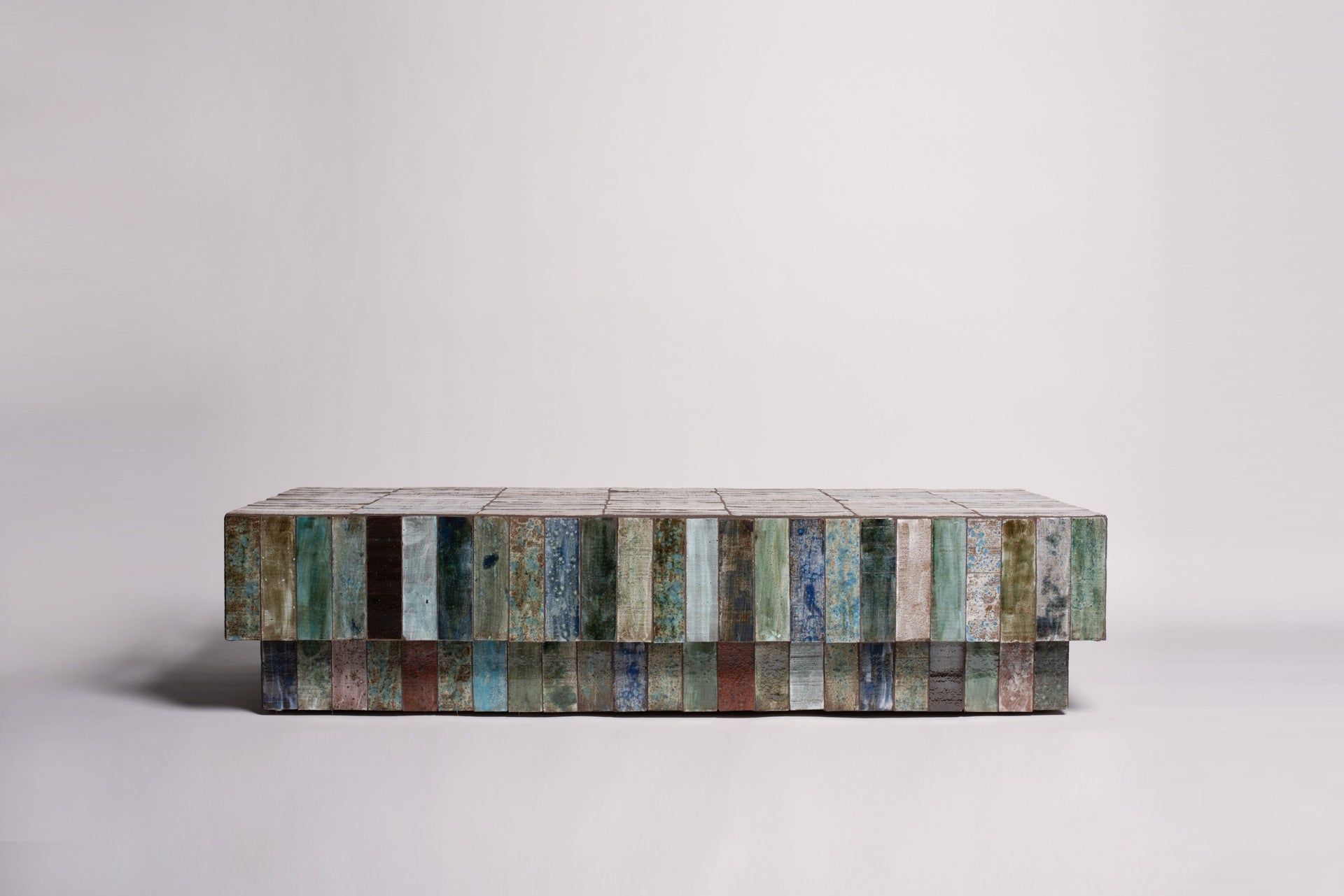 Minerales Coffee Table — side angle