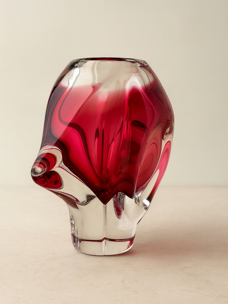 Glass Vase by Josef Hospodka for Chribska Bohemia — close-up of red and clear glass details