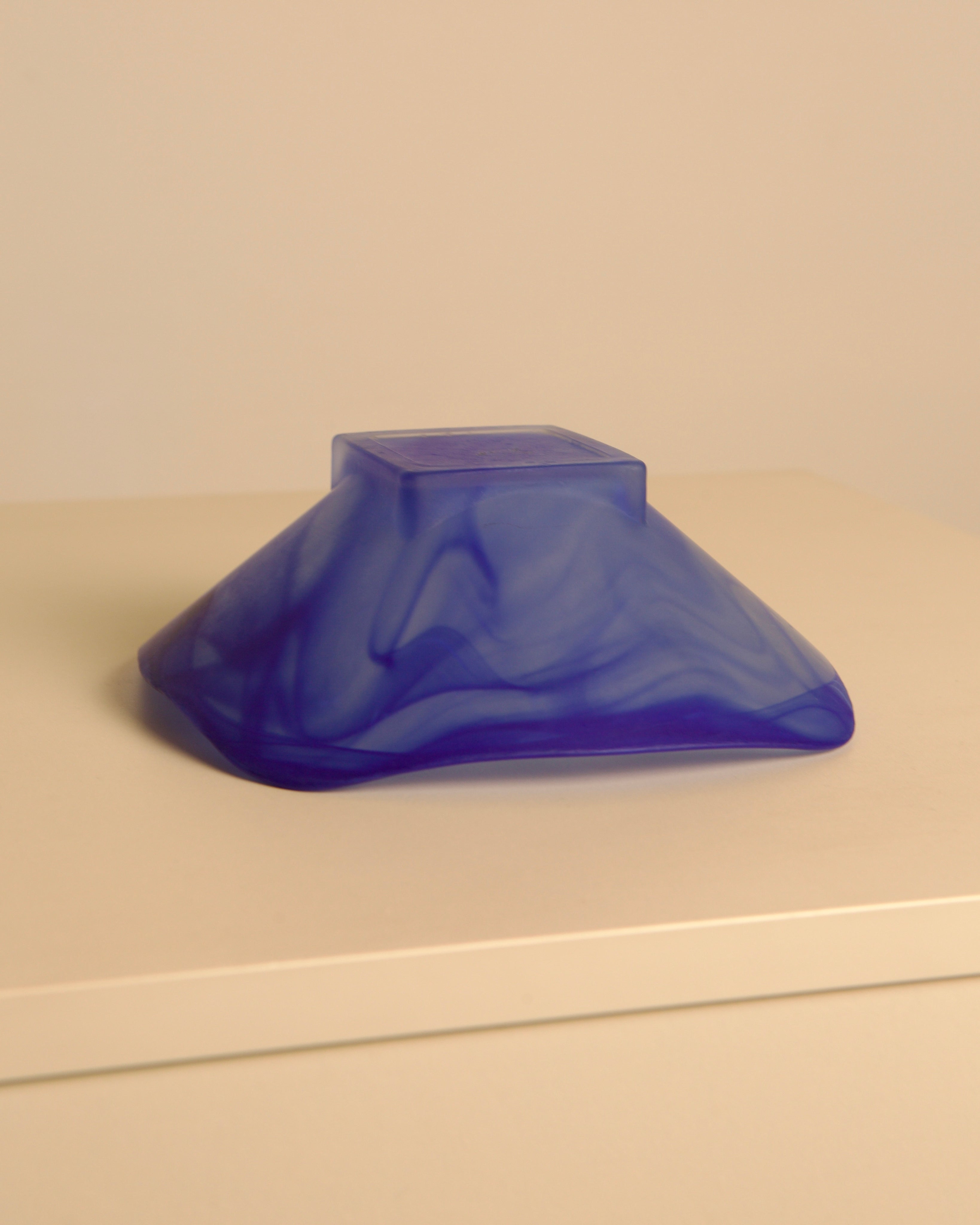 Murano blue opalescent glass bowl "Ghost" 1980's — lifestyle setting