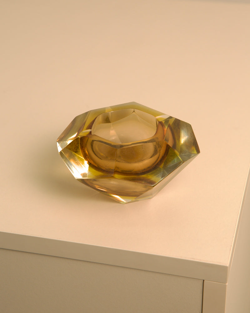 Murano glass diamond ashtray showing faceted amber details