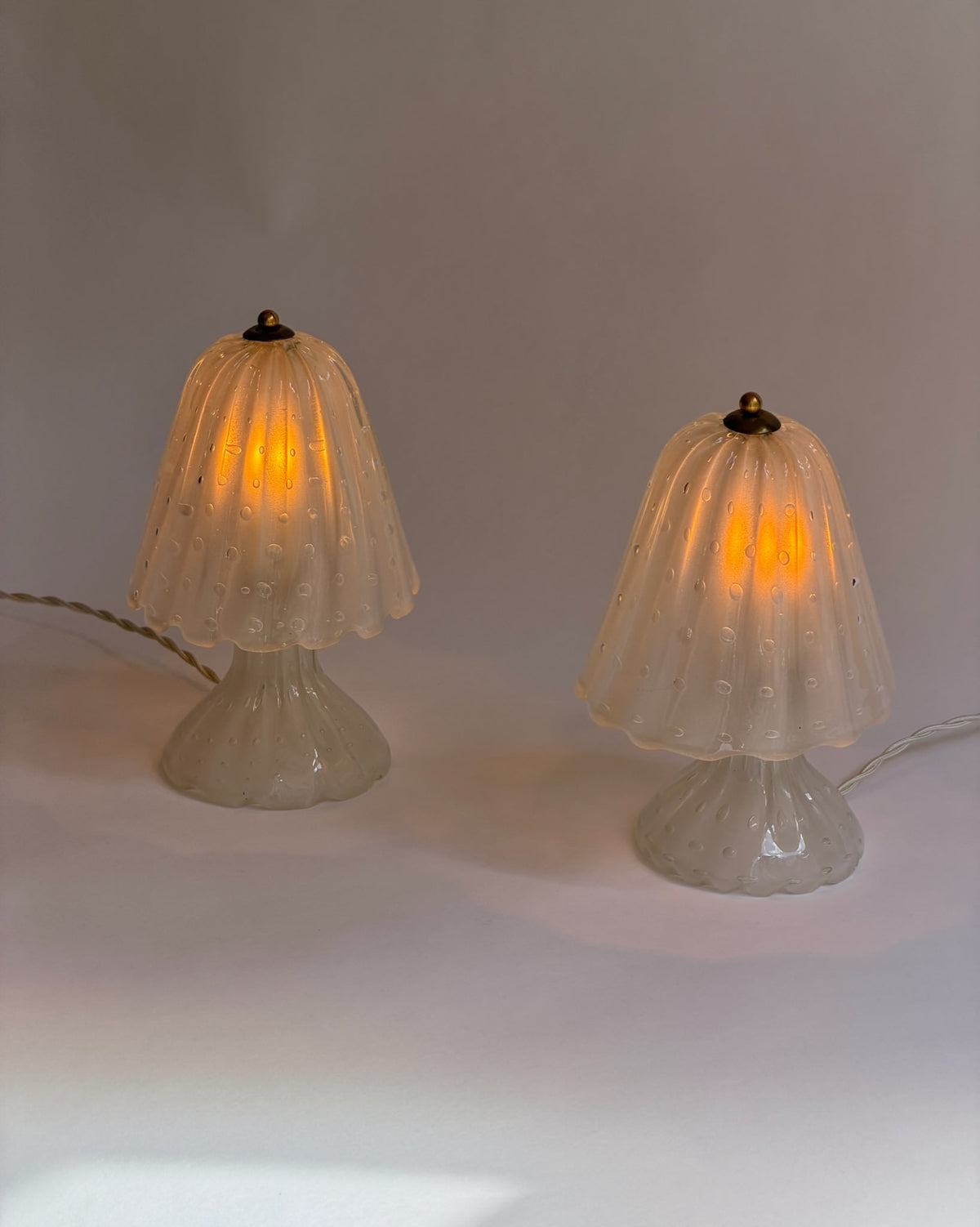 Vintage clear Murano glass table lamp — side angle