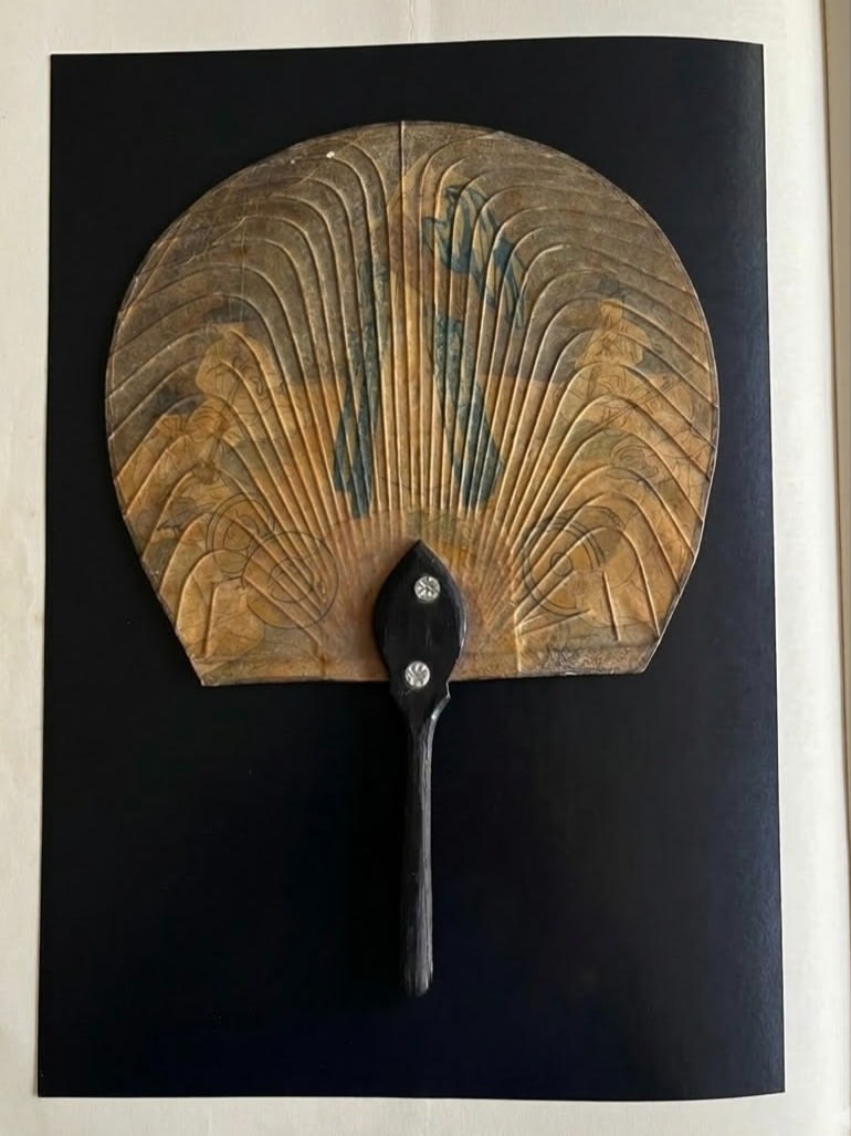 Antique Korean Hand Fan by Médecine | The Oblist