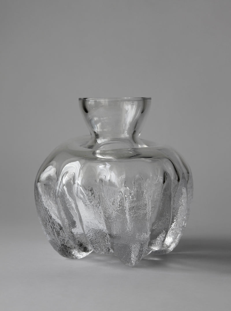 Lars Hellsten crystal glass vase with sculptural ribbed design 1970s