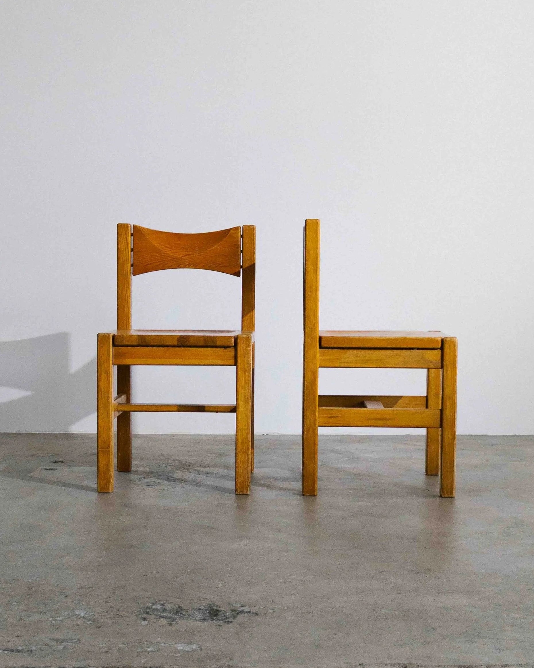 Pair of Hongisto Chairs by Ilmari Tapiovaara by Séjour Studio | The Oblist