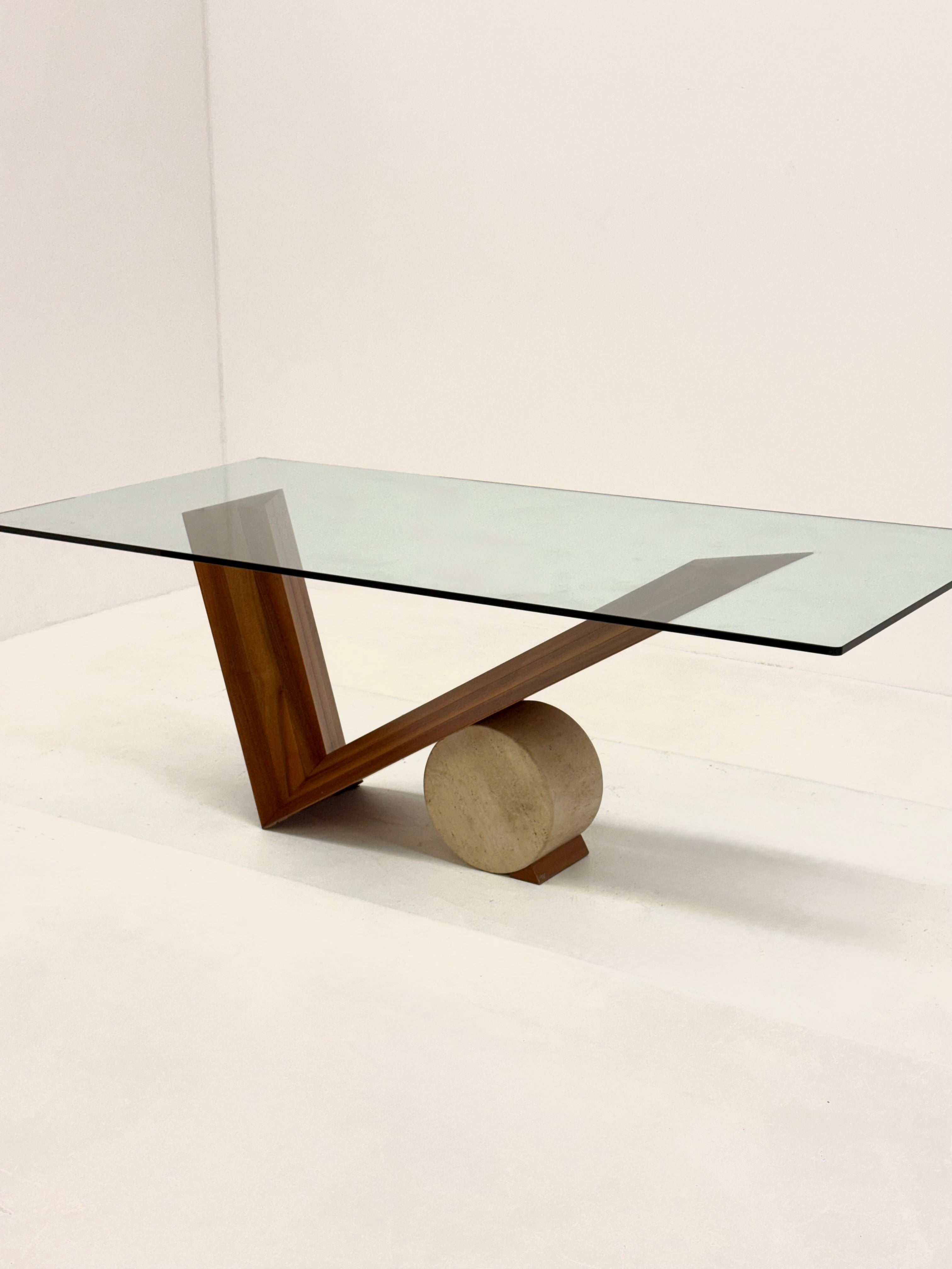 Valentino dining table by Emanuele Zenere for Cattelan — close-up