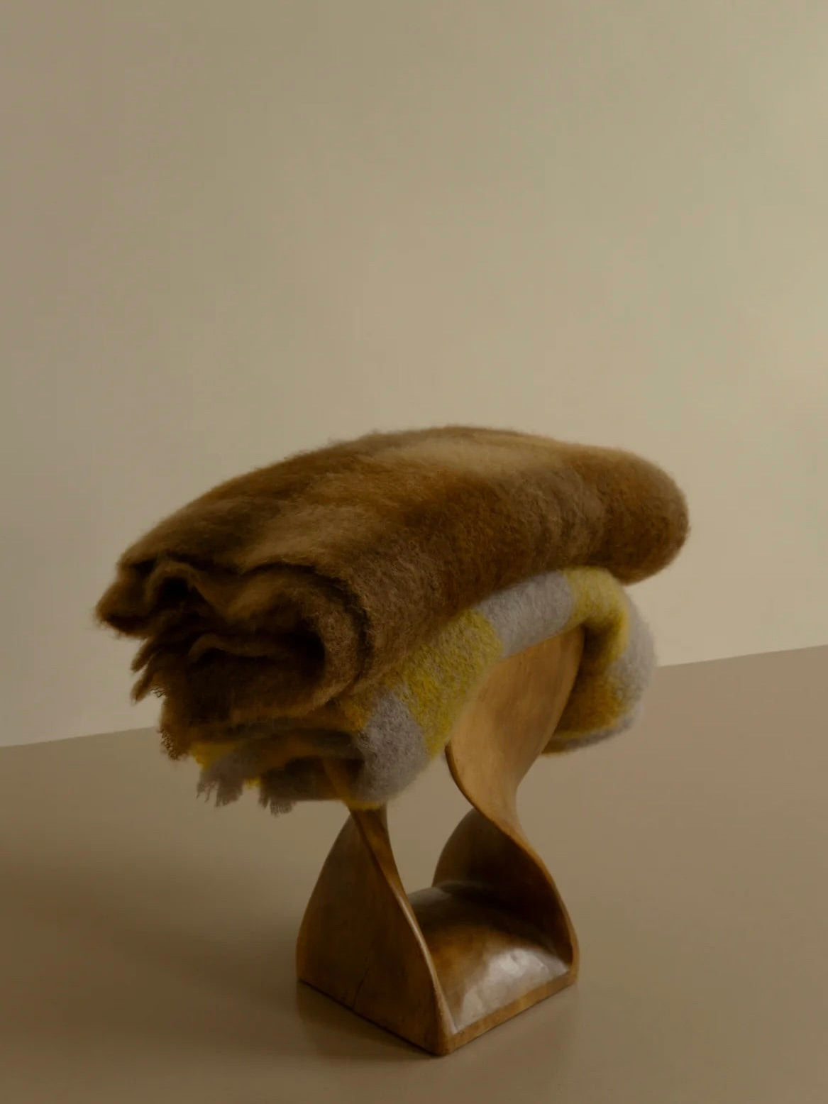 ARBOR SABLE — close-up