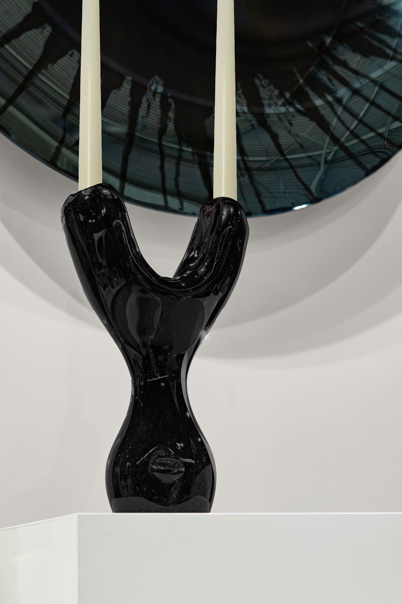 Sylve Candle Holder II — close-up of glossy black ceramic design