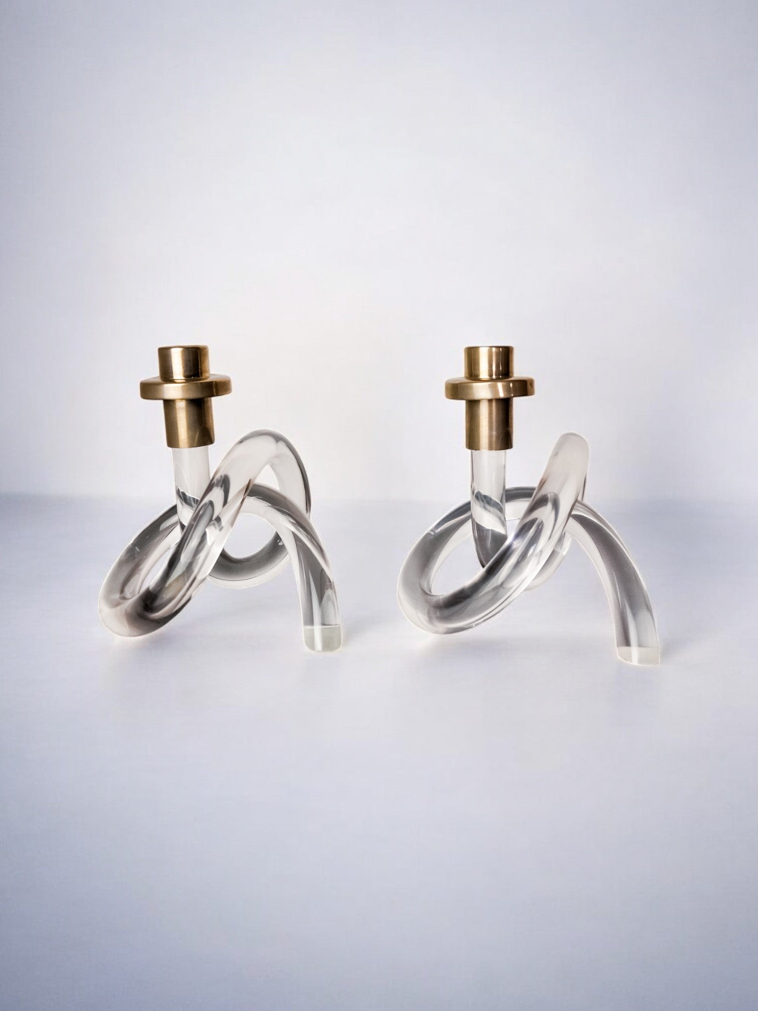 Pair of pretzel candlesticks by Dorothy Thorpe, Lucite and Gilt brass, 1970's by Malamar Studio | The Oblist