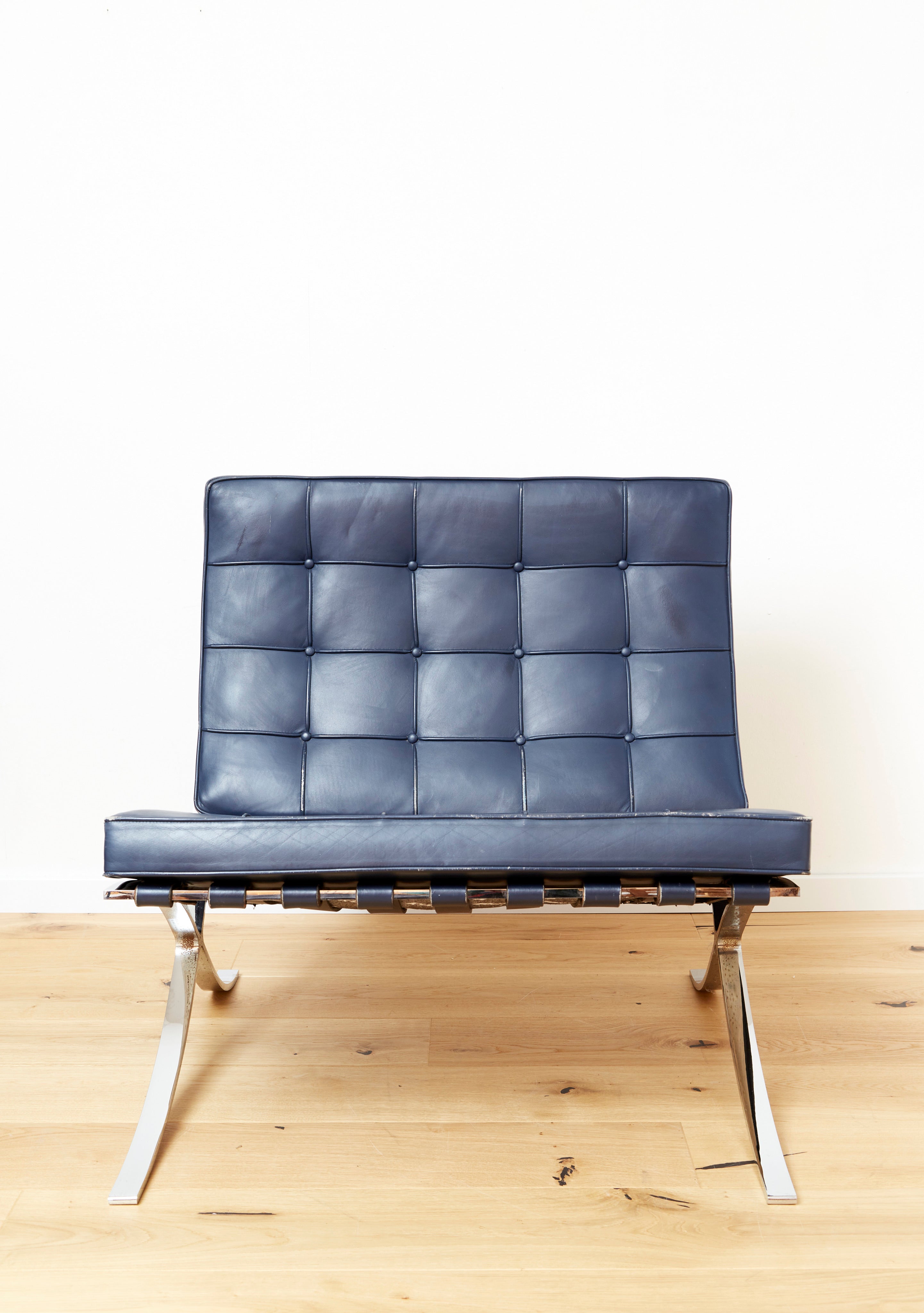 Fauteuil Lounge MR 90 Barcelona par Ludwig Mies Van Der Rohe pour Knoll Inc.