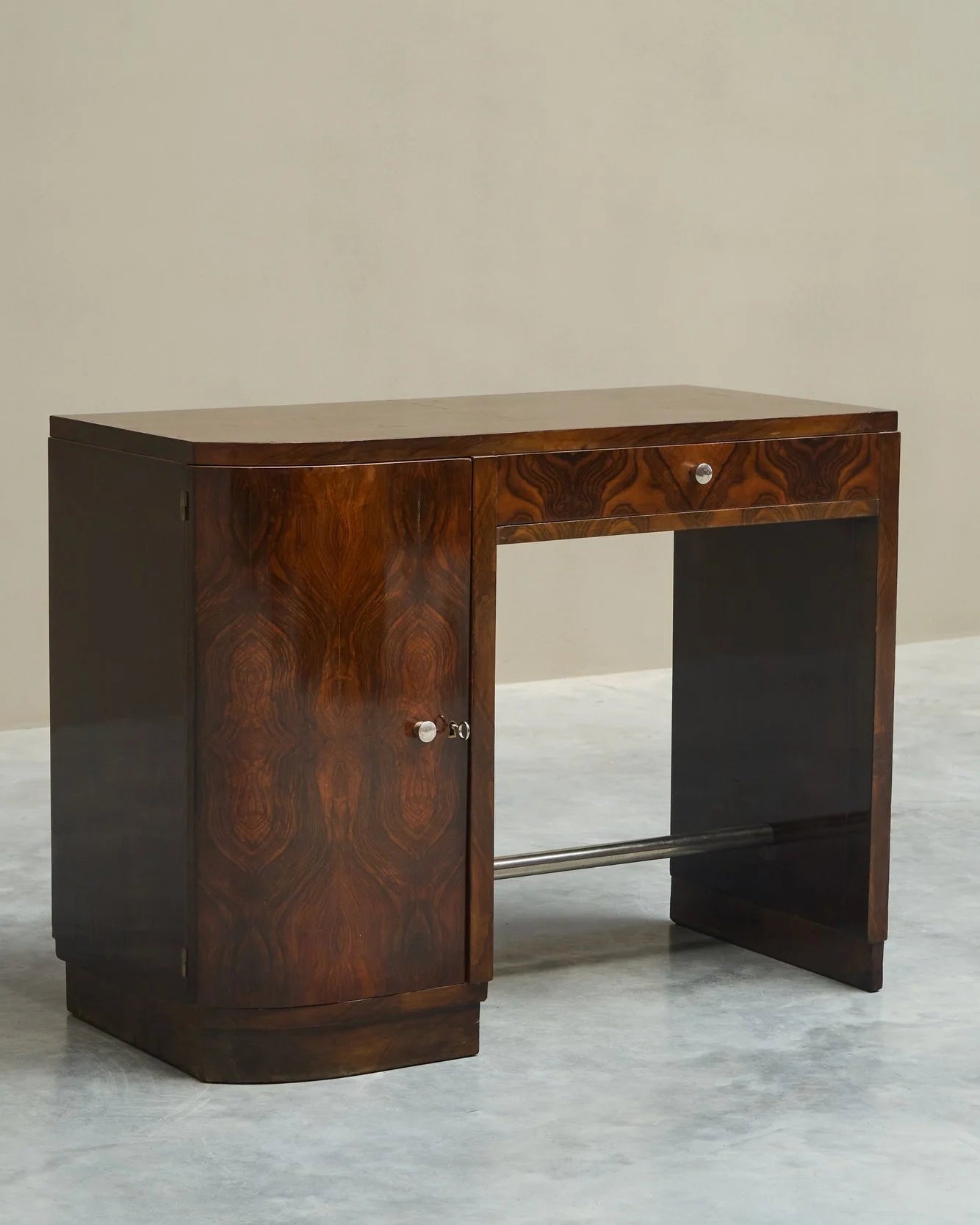 Art Deco Desk in Bookmatched Walnut Veneer 1930s by ORNAMENTUM | The Oblist