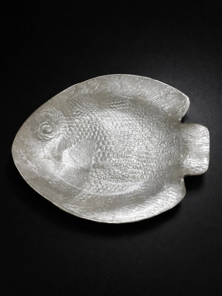 1970s France Vintage Mother Dish in Mother of Pearl (Pair) — detail view
