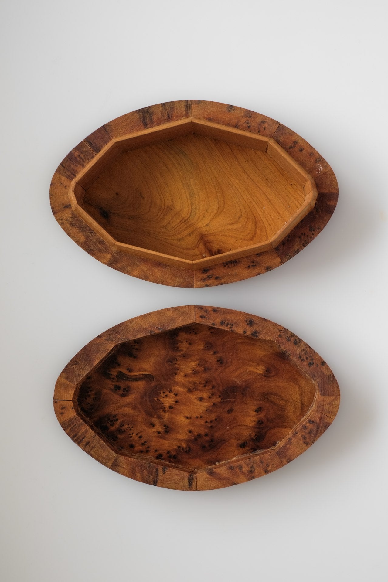 Vintage Oval Burl Wood Trinket Box — detail view