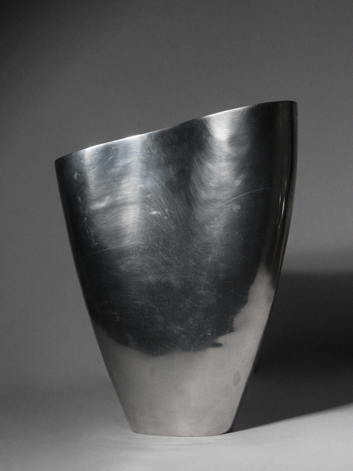 Polished Aluminum "Anatomi" Large Vase by Anna Efverlund — detail view