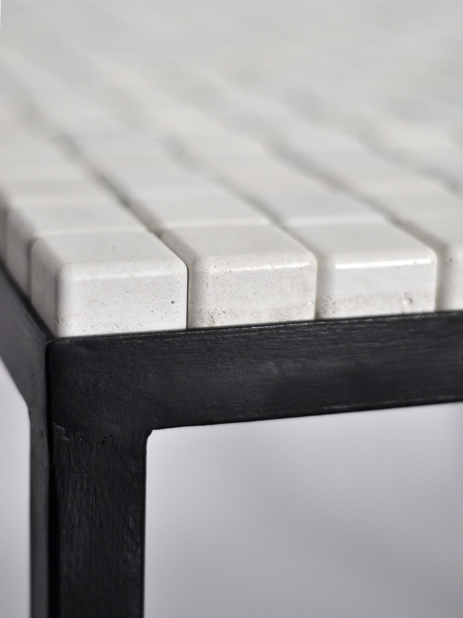 Minimalism Low Table - Concrete Cubes Collection — close-up