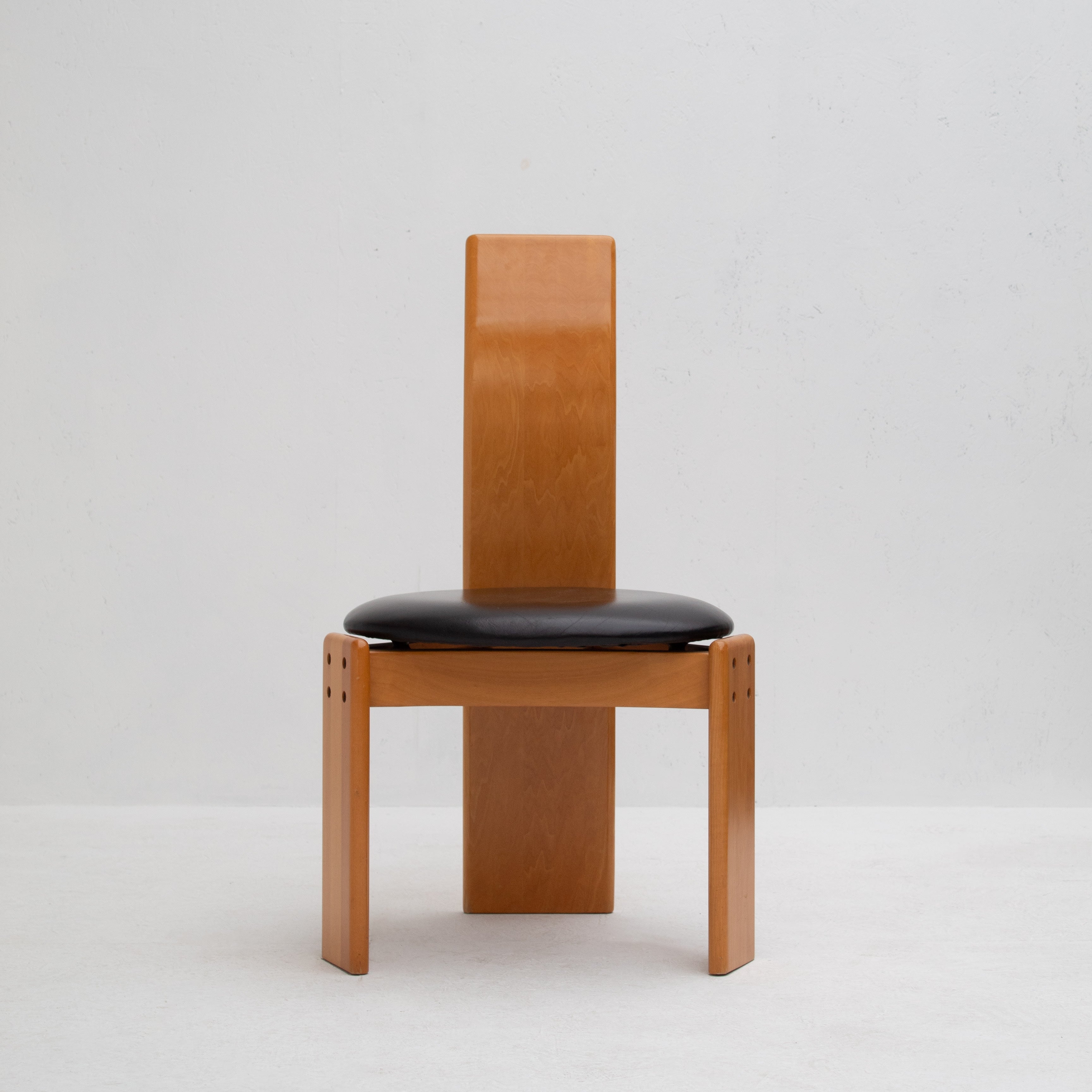 Set of Dining Chairs in Wood and Leather by Mario Marenco for Mobil Girgi — front view highlighting wooden backrest and leath
