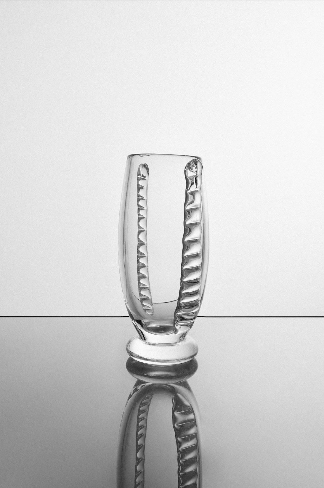 Handblown glass vase no7 — detail view