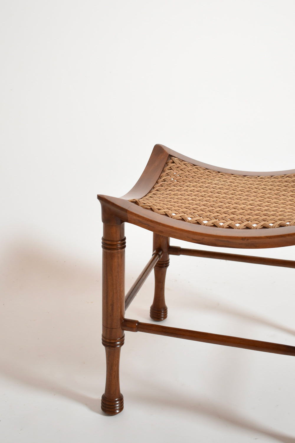 Tabouret en bois Arts & Métiers de Thèbes, années 1900