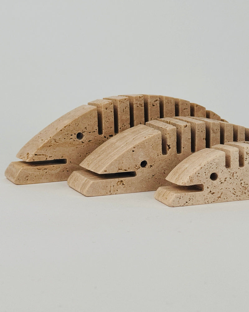 Set of 3 travertine Sculptures by Fratelli Mannelli — close-up showing textured surface details