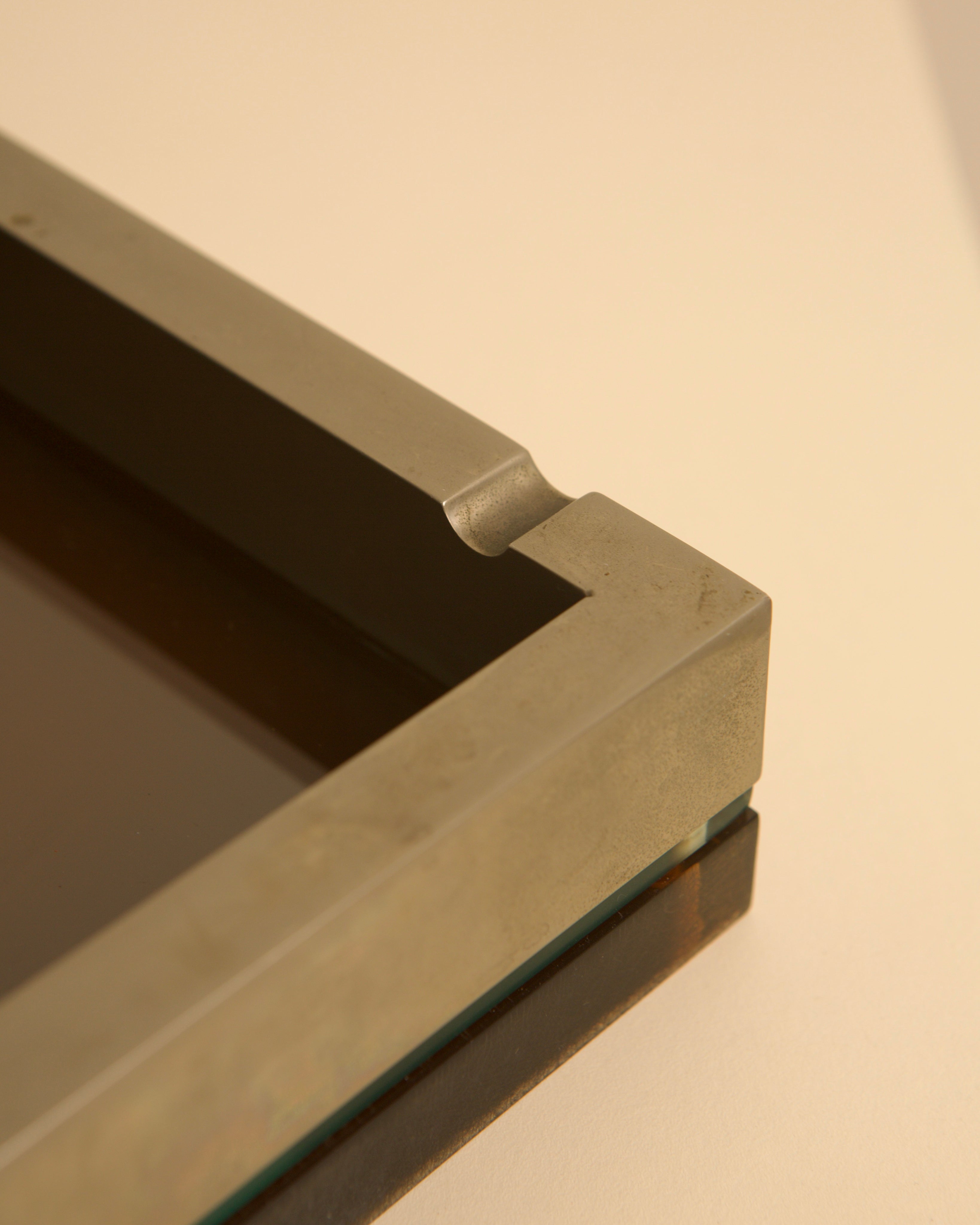 Grand cendrier italien en métal et verre des années 70