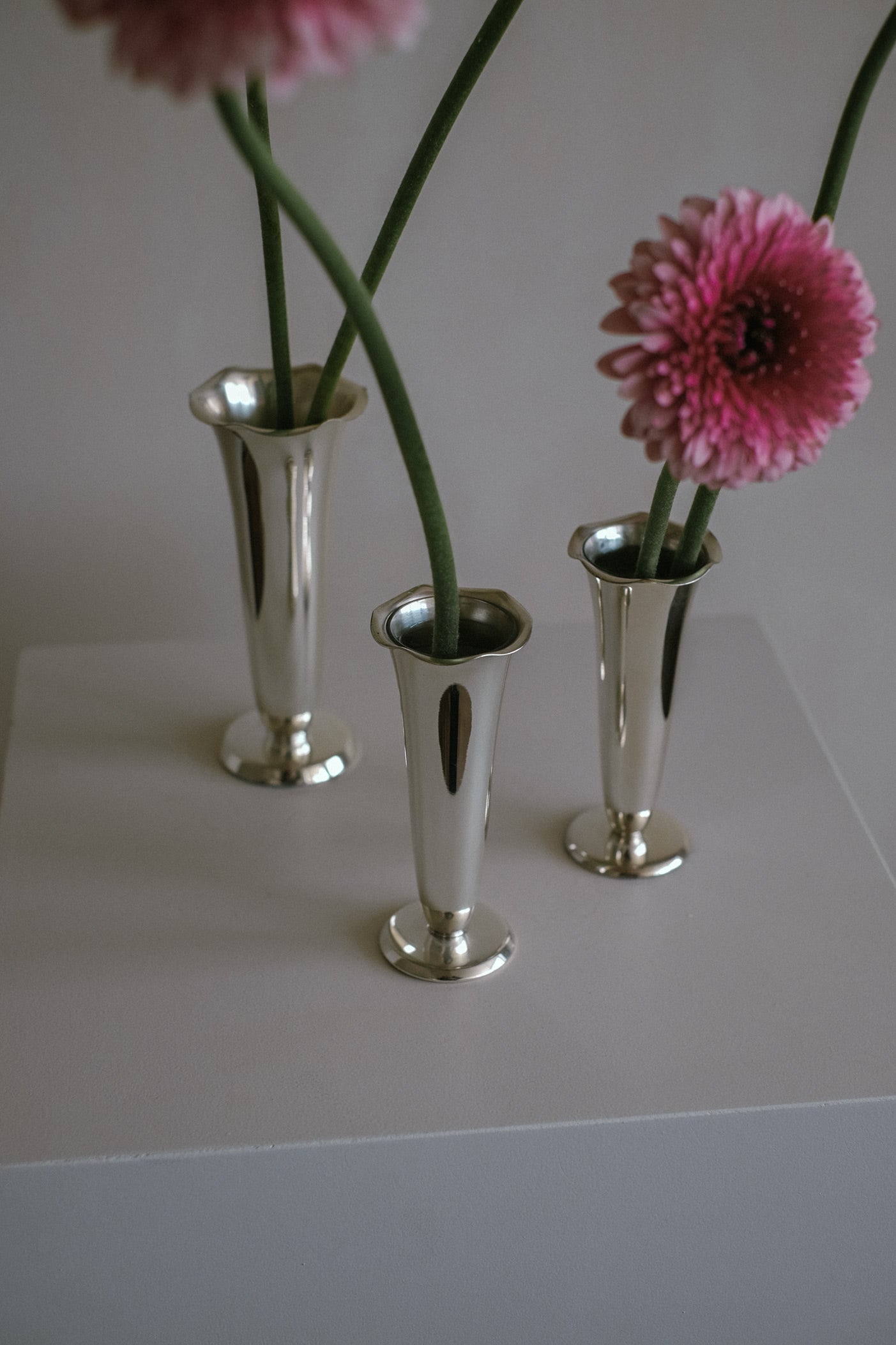 Set of 3 silver-plated vases  — additional view