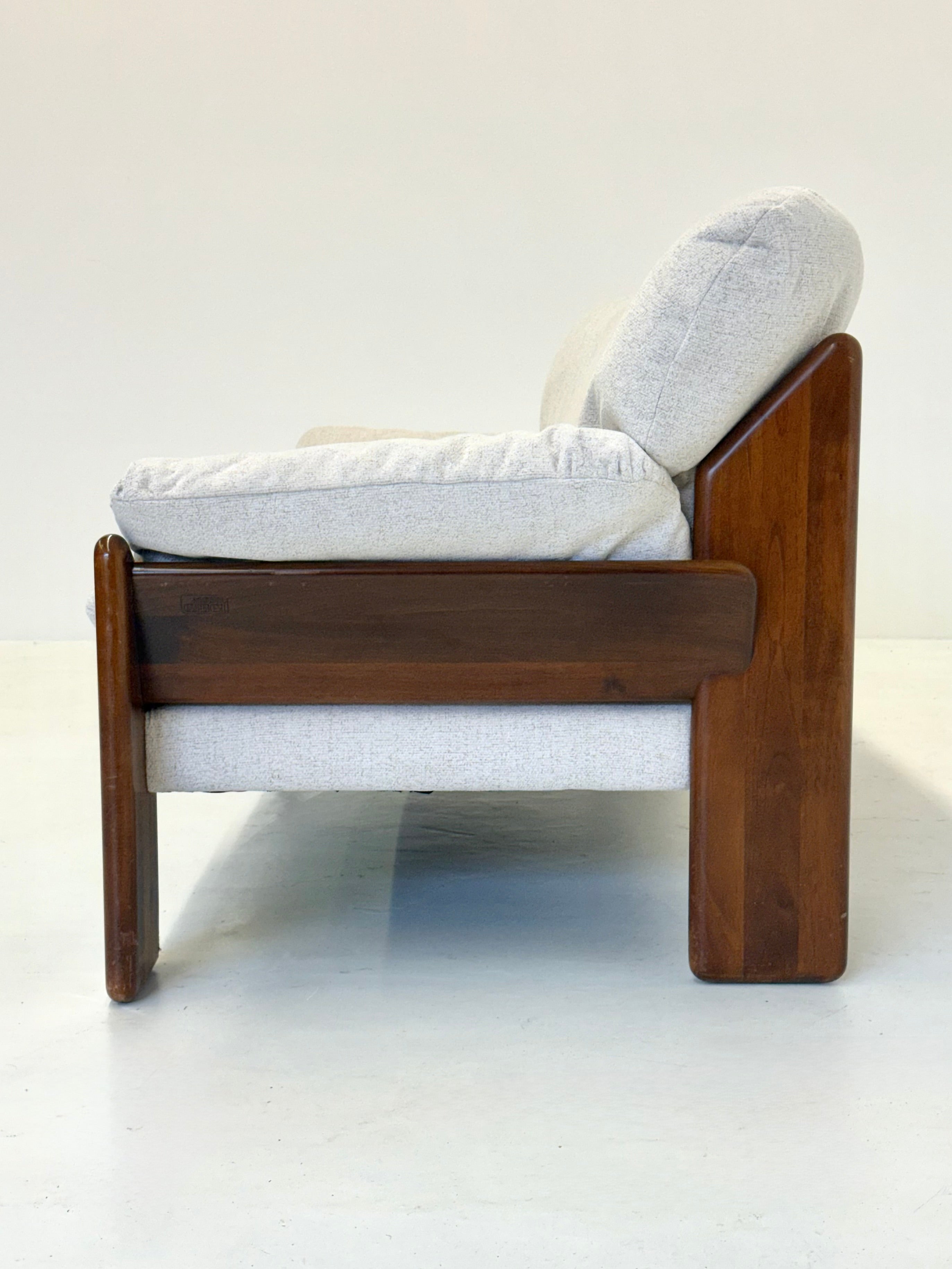 Three-seater sofa Sapporo by Mario Marenco for Mobil Girgi — additional view