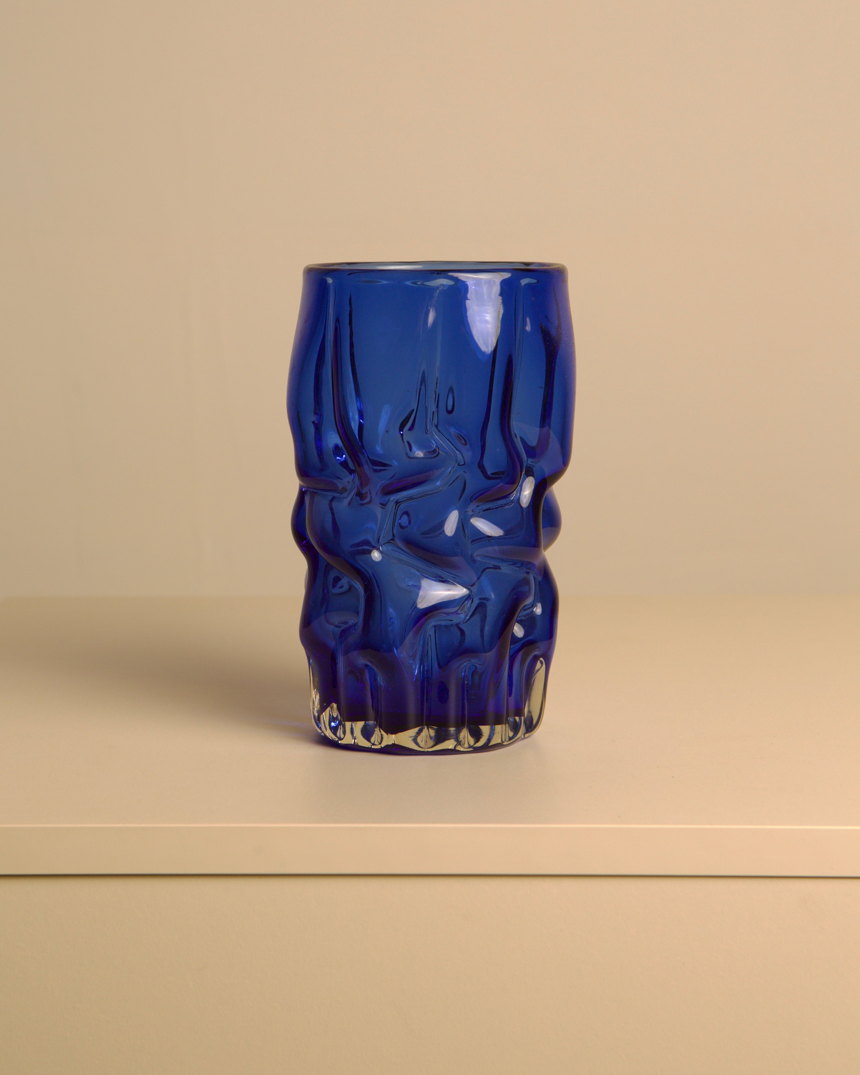 Blue "Organic" Murano glass vase from the 80s by Treaptyque | The Oblist