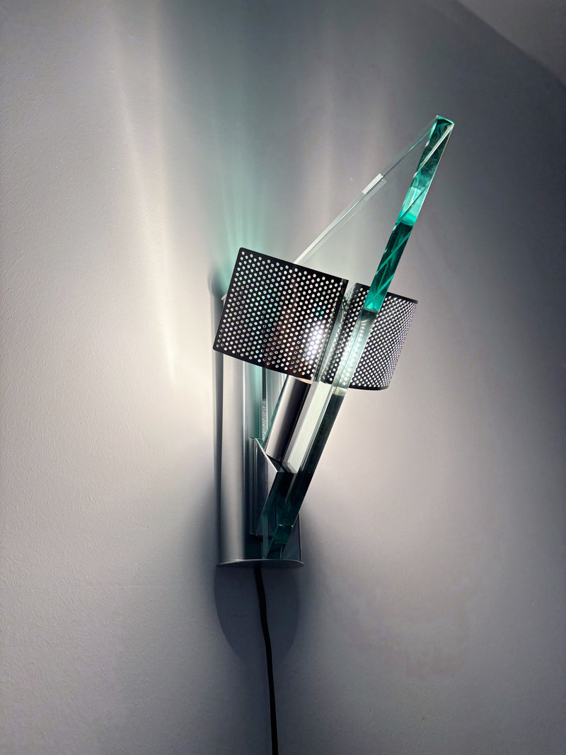 Set of 2 'Icaro' Postmodern Lights by Artemide, Italy  — detail view