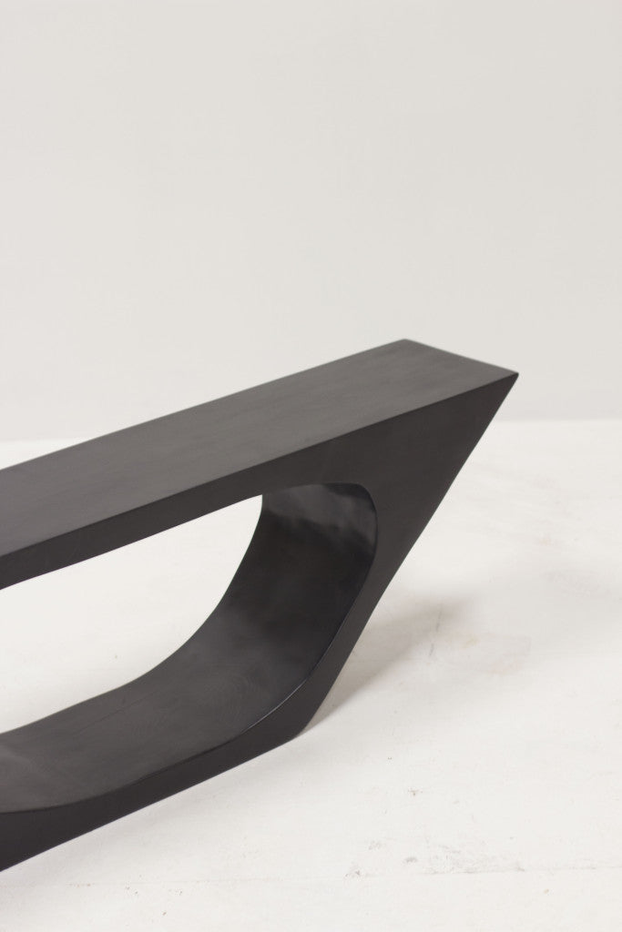 Bench BC03 — close-up