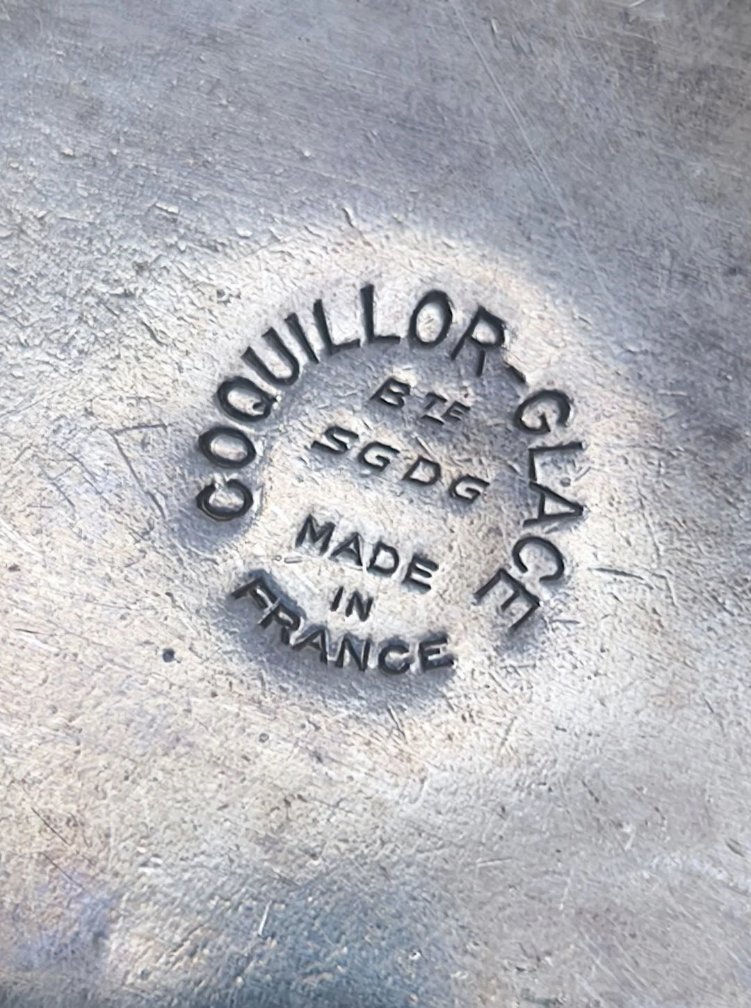 Coquillor Shell Butter Dish — close-up