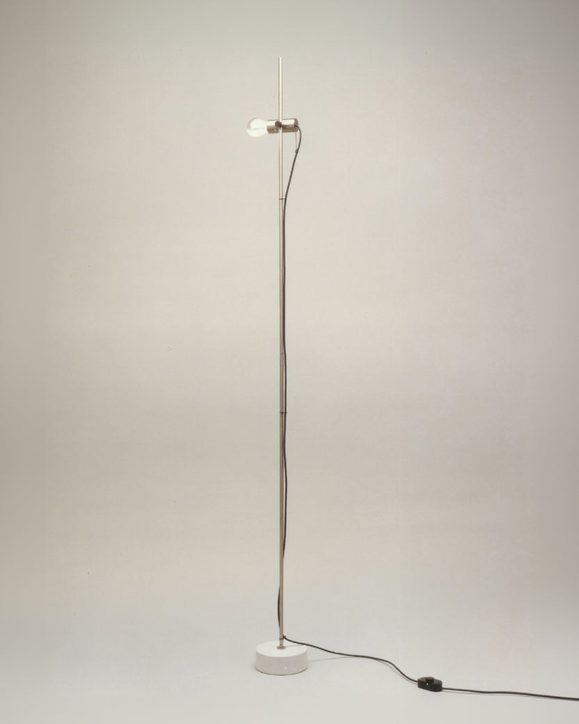 Model 387 Floor Lamp by Tito Agnoli for Oluce, Italy by Rémanence | The Oblist