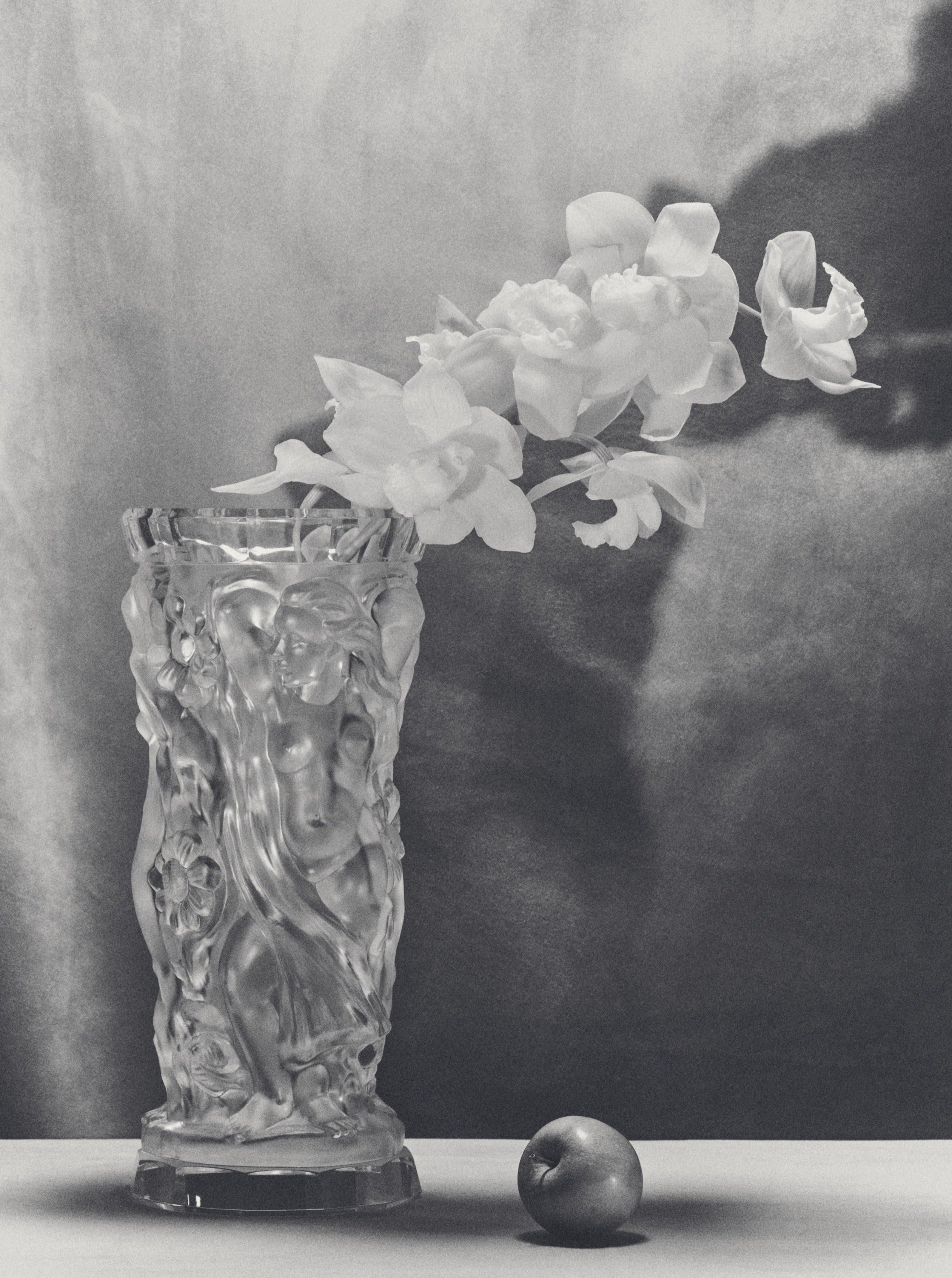 Michael Vase Large — lifestyle setting