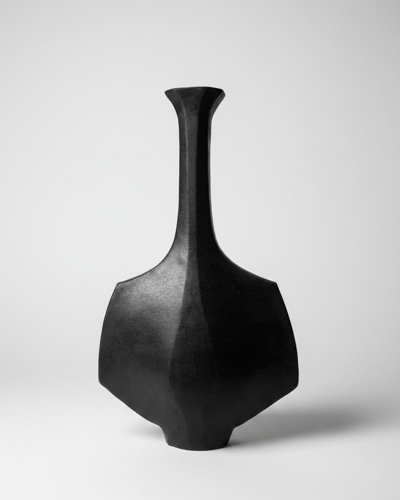 Small Hanè - Modern Vessel in Black Stoneware Clay by Beverly Morrison - Sculptor | The Oblist