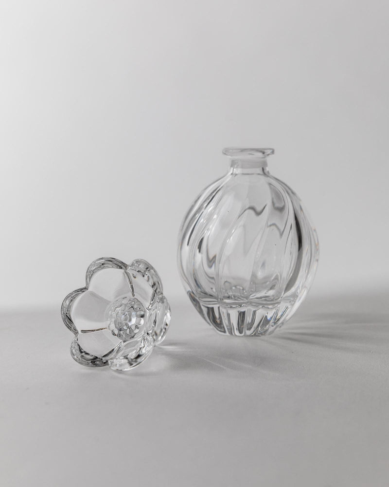 1950s Murano Glass Perfume Bottle — close-up of clear glass swirl design