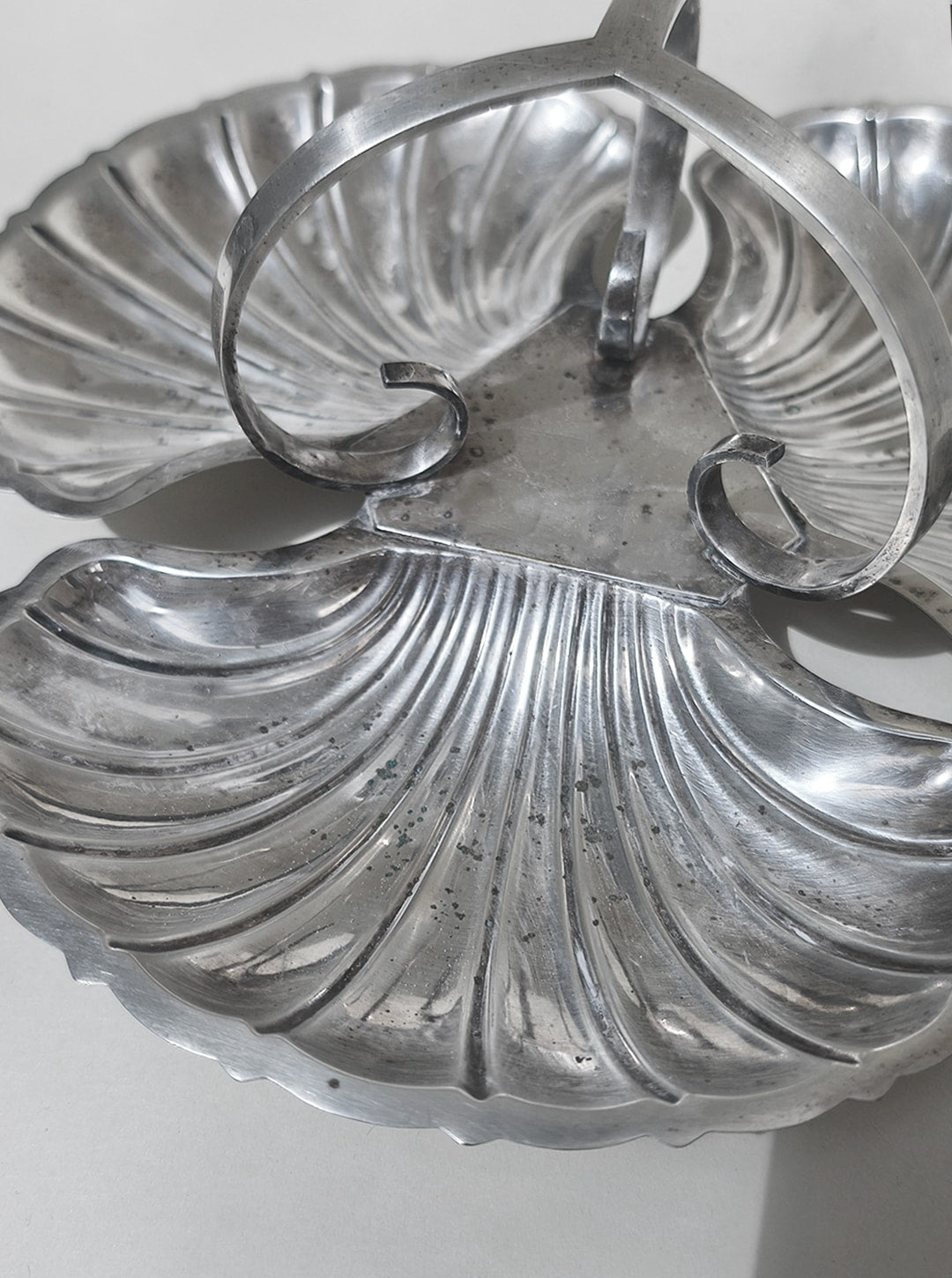 Silver-plated Triple Shell Tray