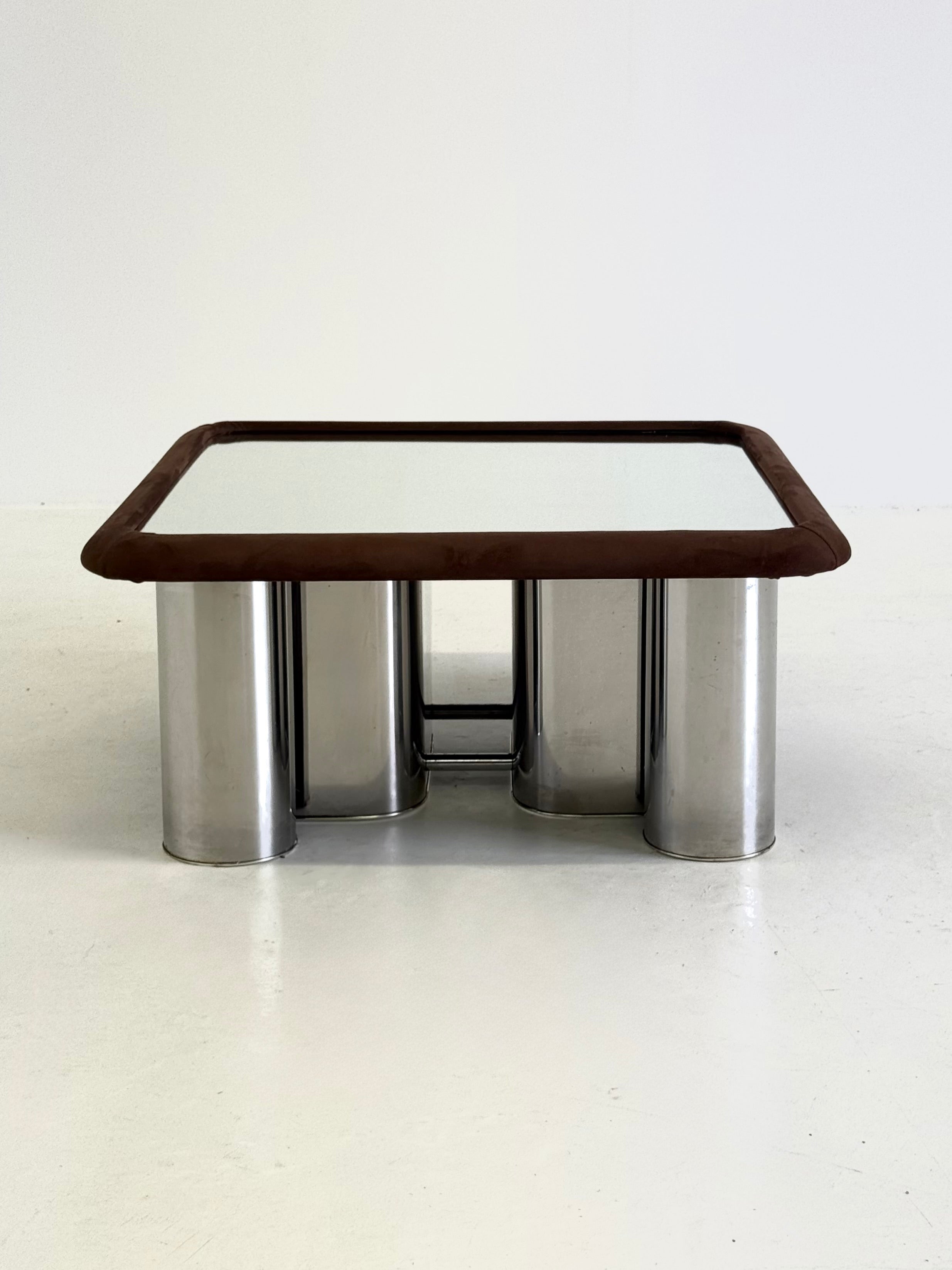 Gian Pietro Arosio Space Age coffee table by Wintage | The Oblist