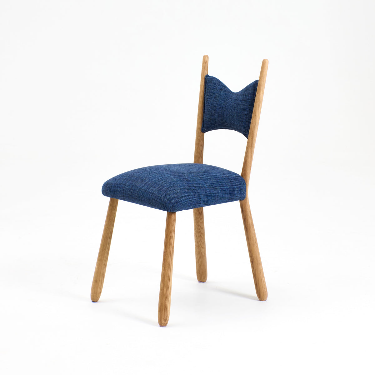 Perícia Dining chair — in context