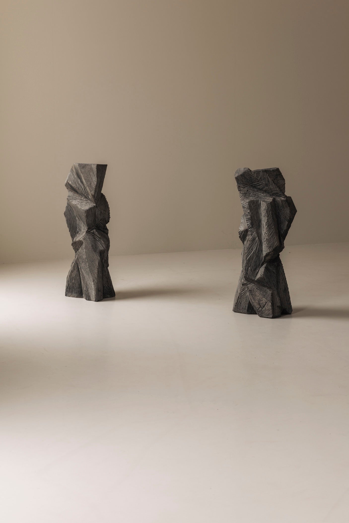 Monumental Abstract Sculptures by Marc Verdoodt, Belgium 1980s — two dark sculptures on white floor