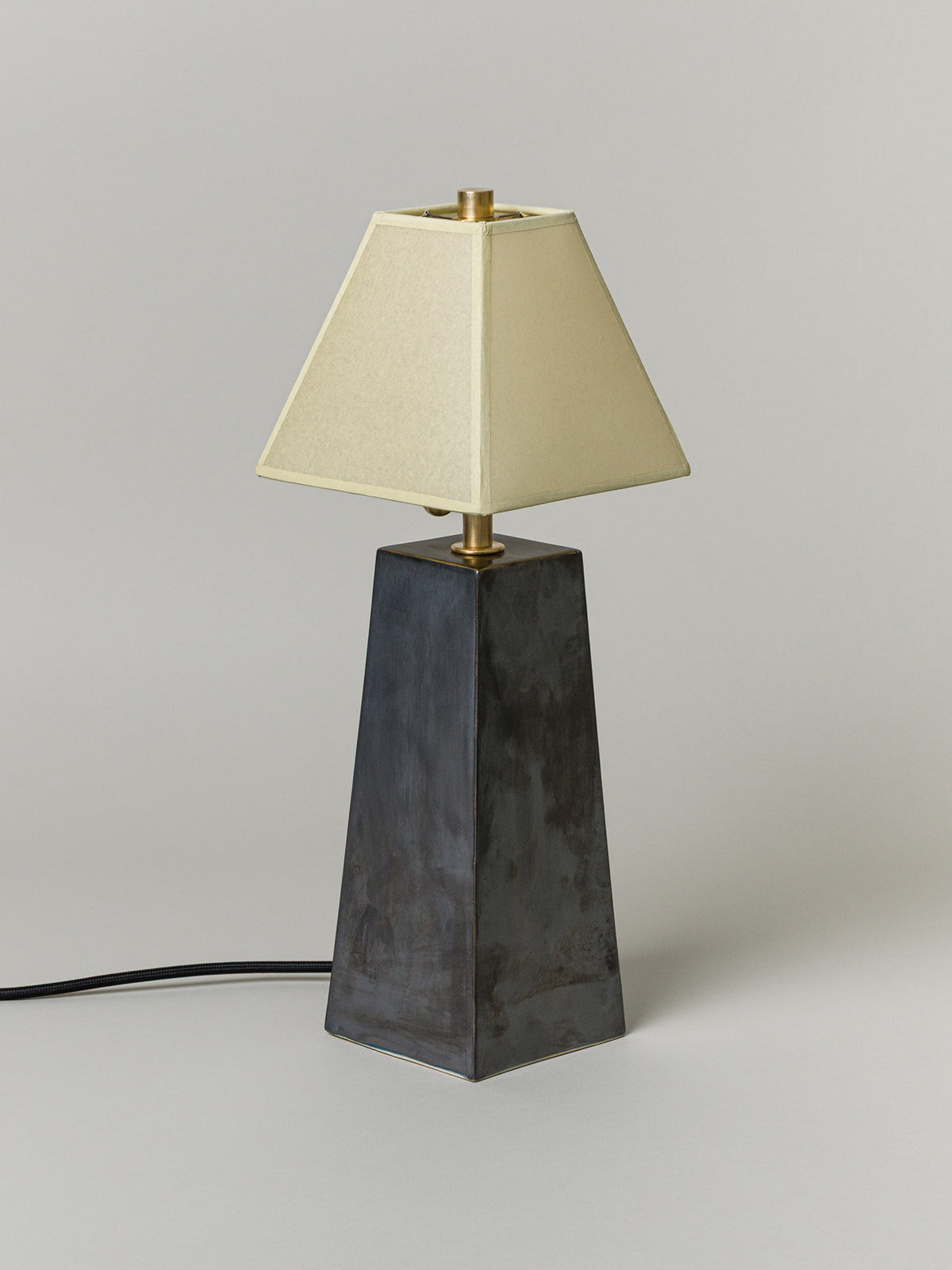 Osen Table Lamp Tall, Graphite / Faint Green Shade — lifestyle setting